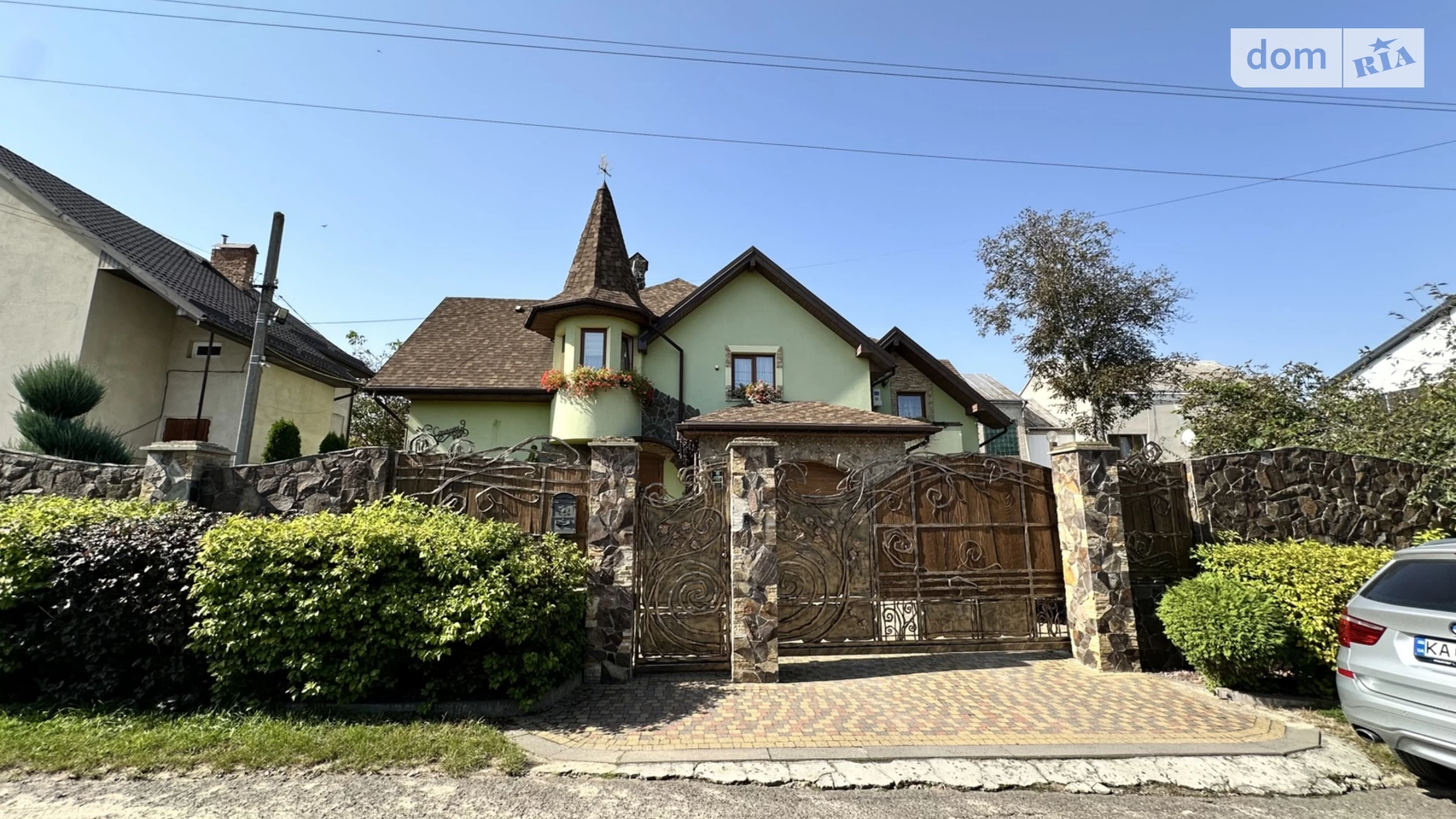Продается дом на 2 этажа 240 кв. м с гаражом, цена: 245000 $ - фото 2