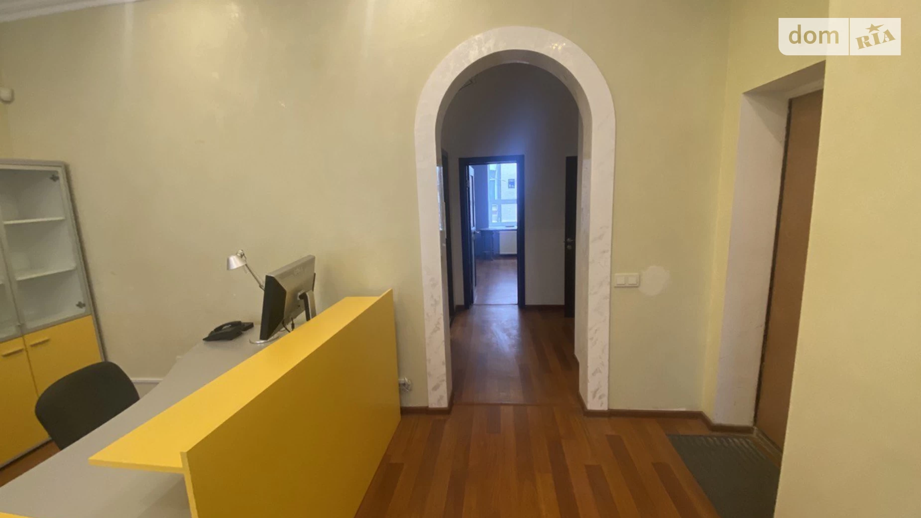 Продается офис 55 кв. м в бизнес-центре, цена: 155000 $ - фото 3