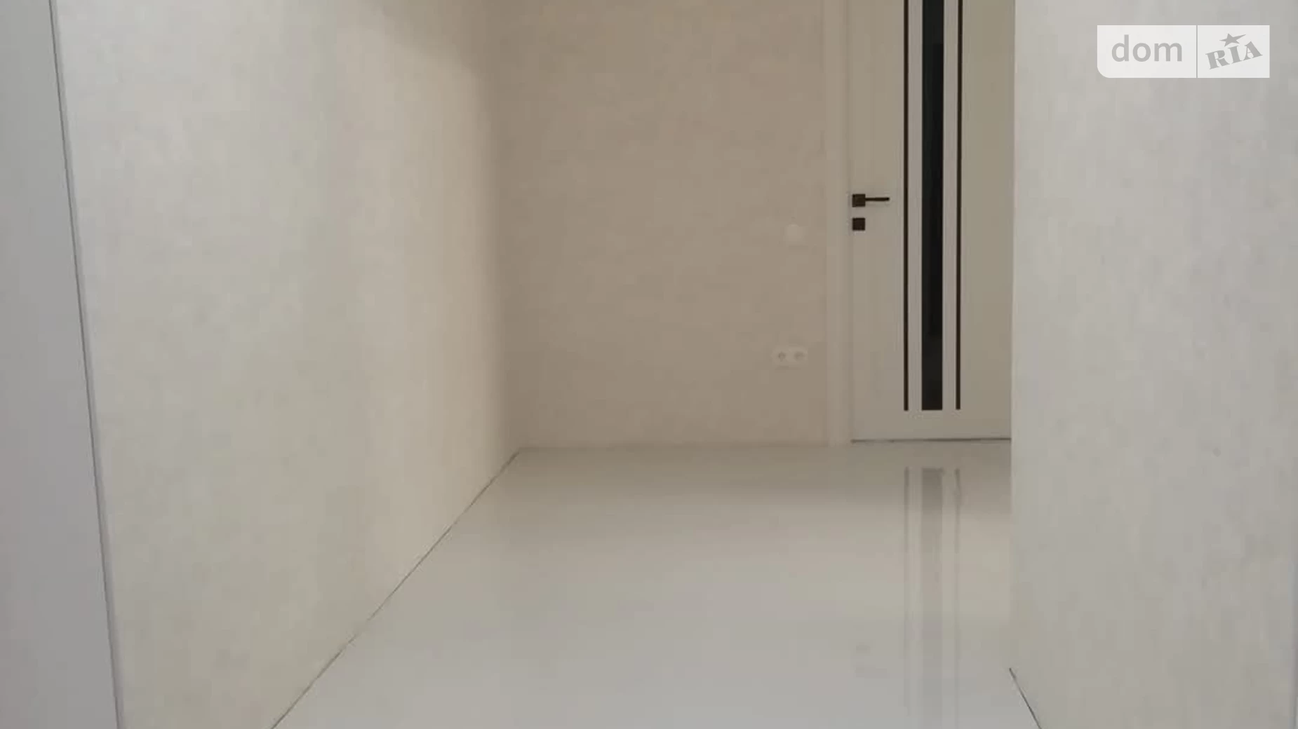 2-комнатная квартира 47 кв. м в Тернополе, ул. Полесская, 8Б - фото 4