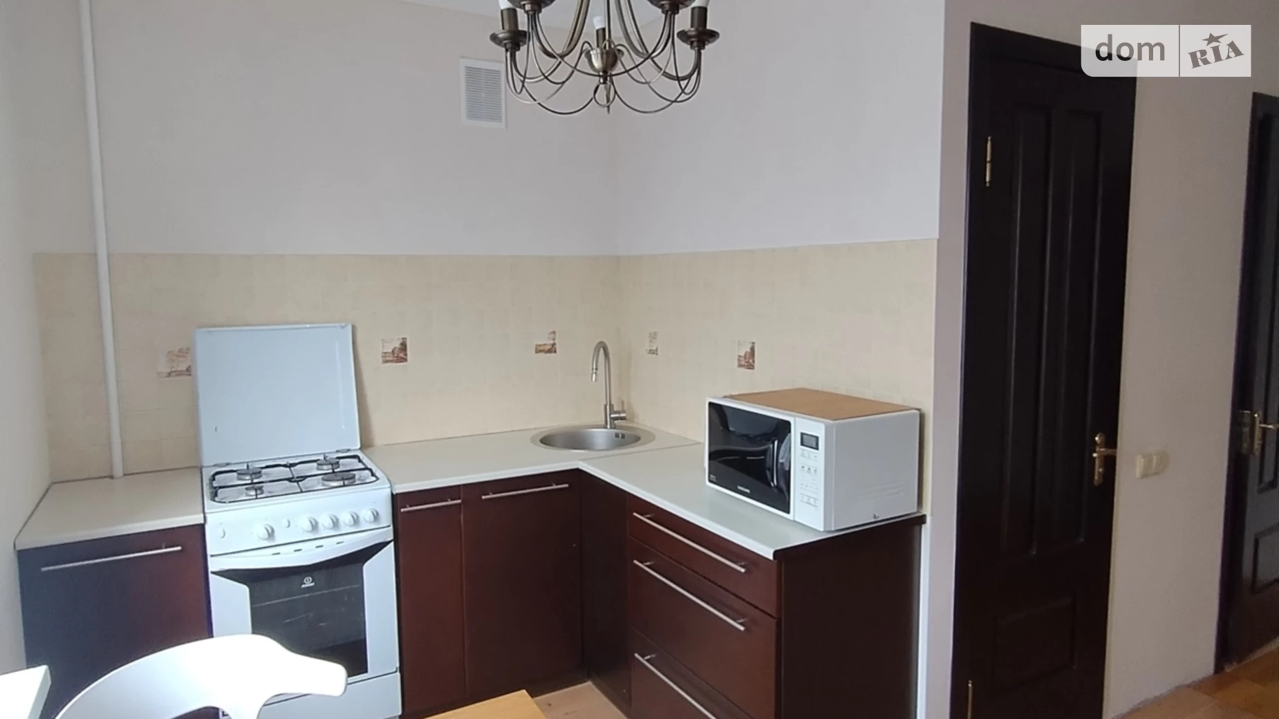 3-кімнатна квартира 71.7 кв. м у Запоріжжі, вул. Героїв 55-ї бригади - фото 2