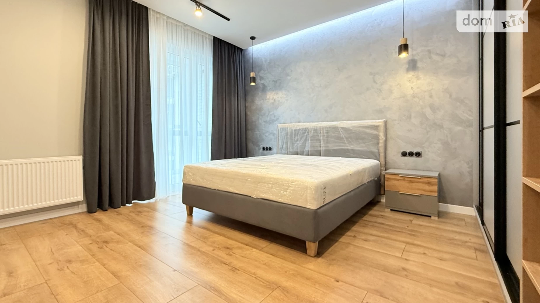 Продается 1-комнатная квартира 57.3 кв. м в Львове, ул. Шевченко Тараса - фото 2