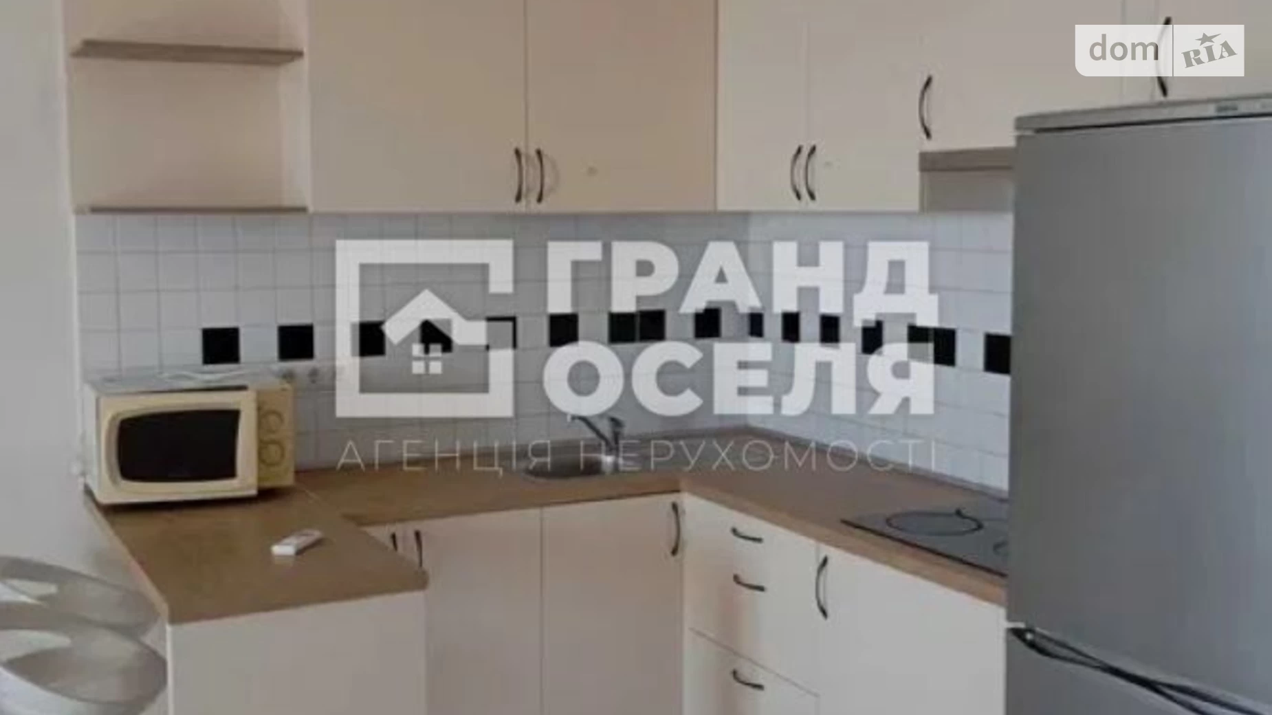 Продается 1-комнатная квартира 31 кв. м в Киеве, ул. Западная, 10 - фото 2