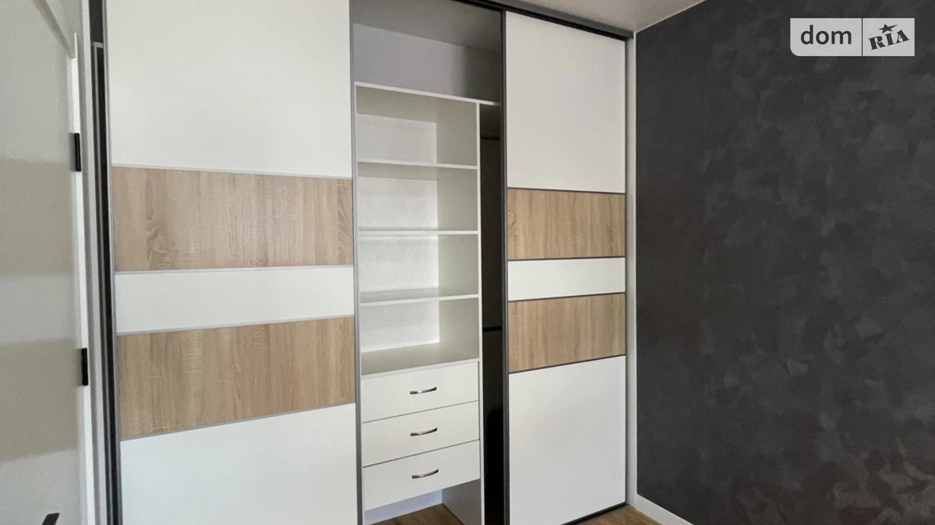 Продается 1-комнатная квартира 40.7 кв. м в Староконстантинове, ул. Авиаторов(Попова) - фото 2