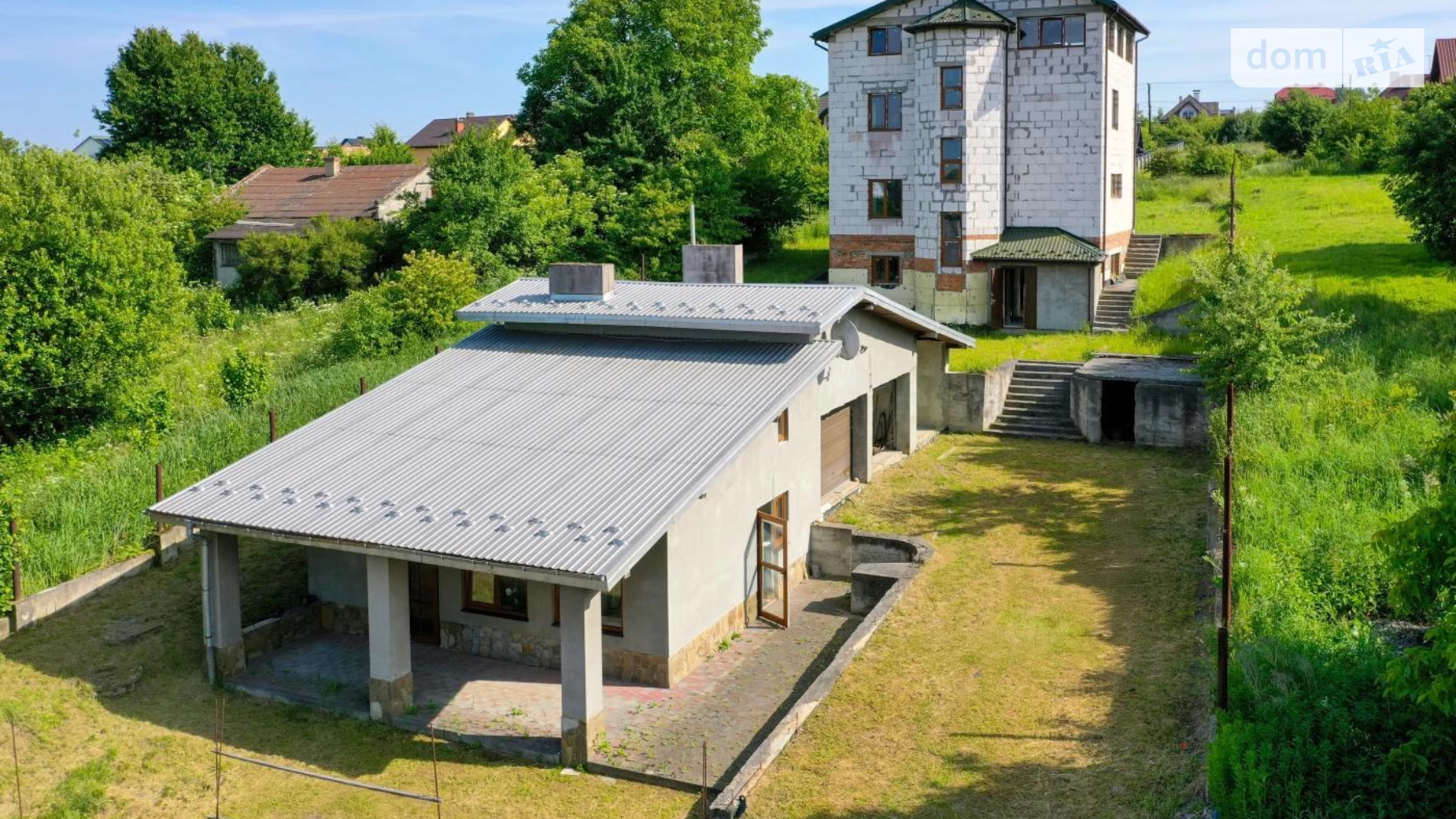 Продается дом на 2 этажа 279.9 кв. м с гаражом, цена: 135500 $ - фото 2