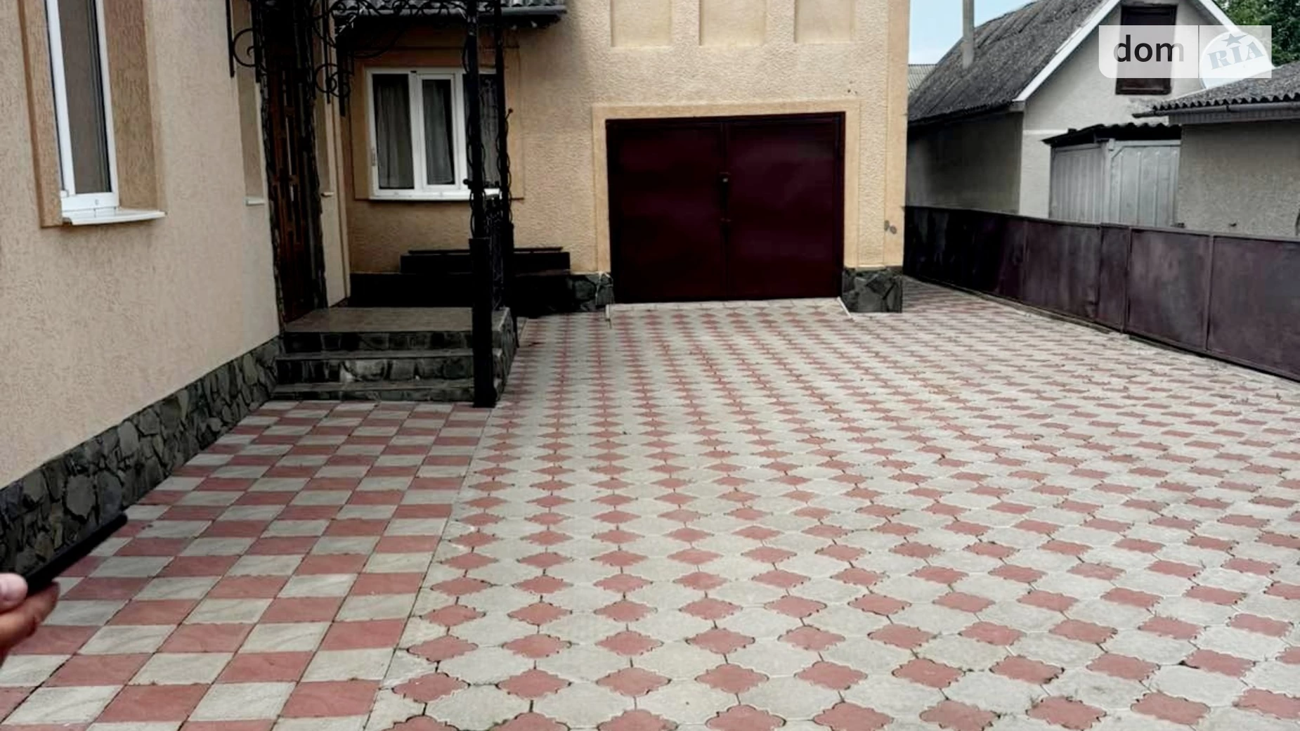 Продается одноэтажный дом 152 кв. м с балконом, цена: 127000 $ - фото 2