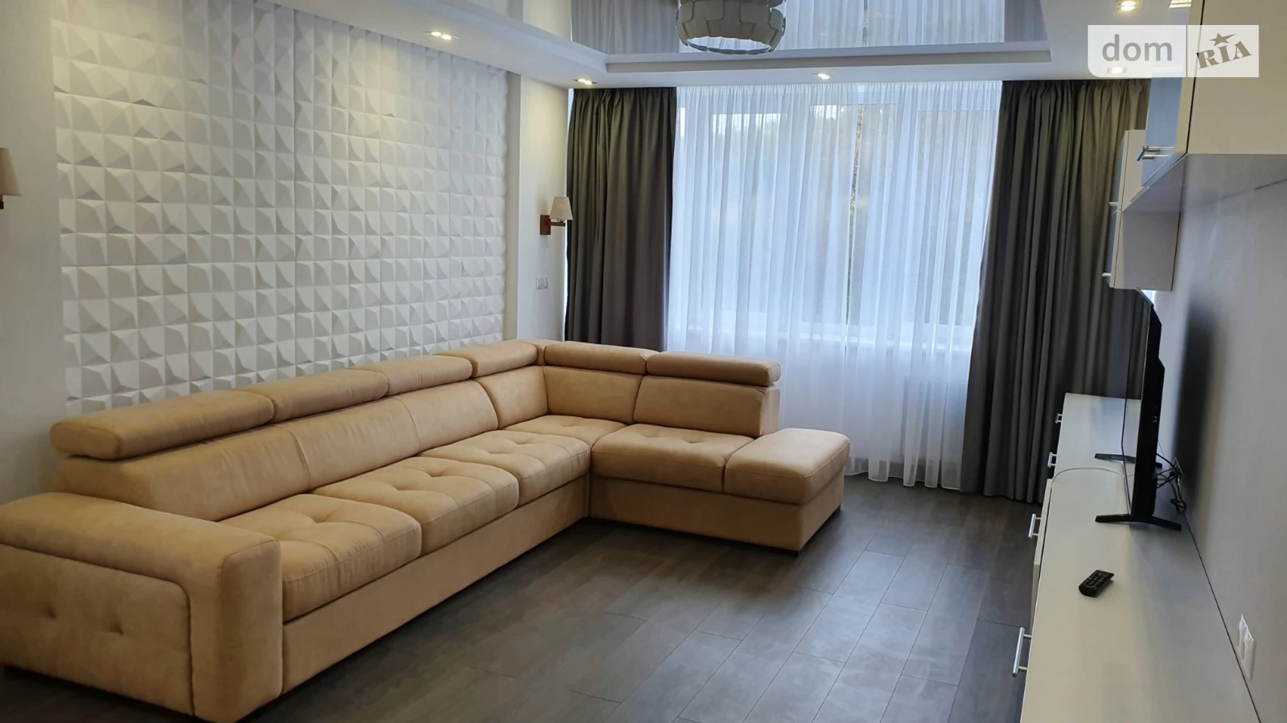 Продается 2-комнатная квартира 81.5 кв. м в Чернигове, цена: 98000 $ - фото 4