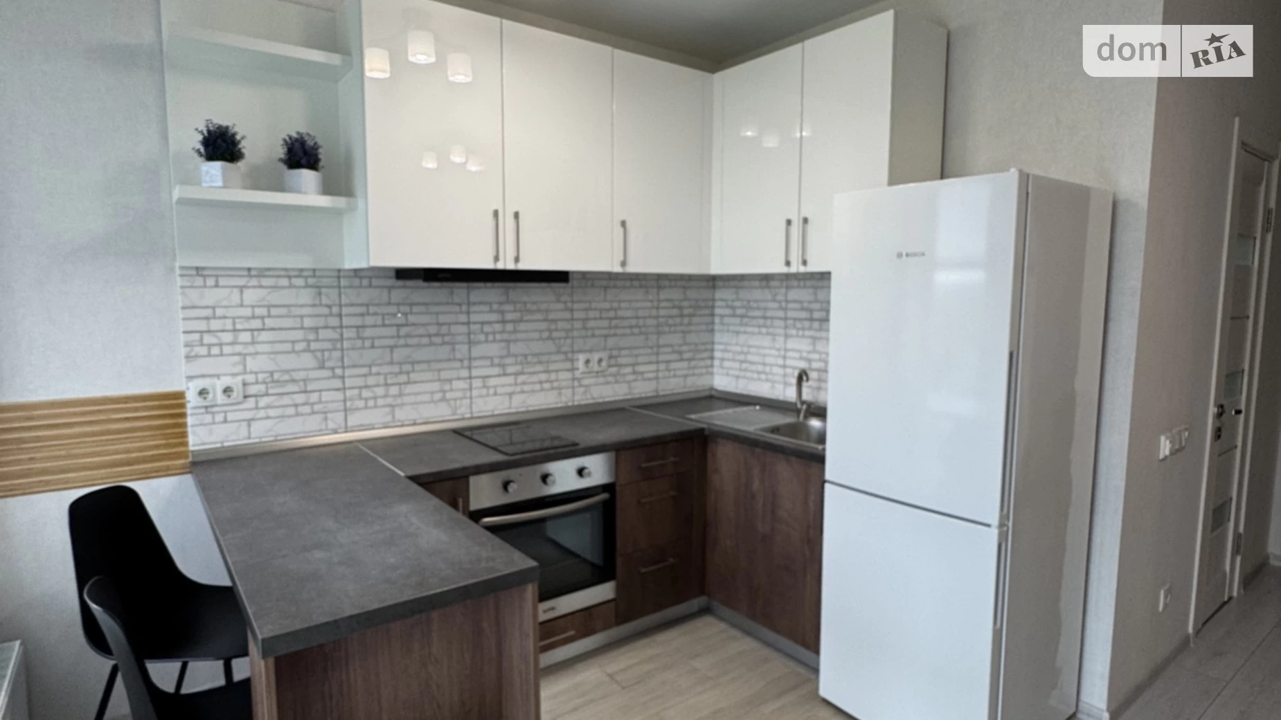 Продается 1-комнатная квартира 25.5 кв. м в Гостомеле, цена: 37500 $ - фото 4