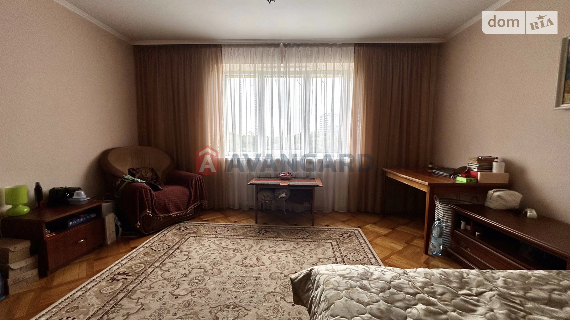 Продается 3-комнатная квартира 80 кв. м в Львове, ул. Шафарика, 8 - фото 2