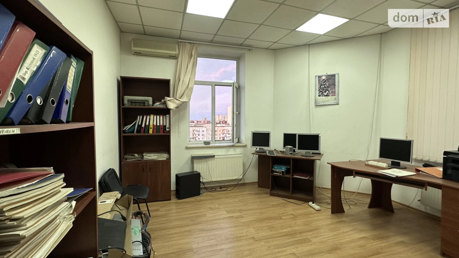 Сдается в аренду офис 110.8 кв. м в бизнес-центре, цена: 28000 грн - фото 2