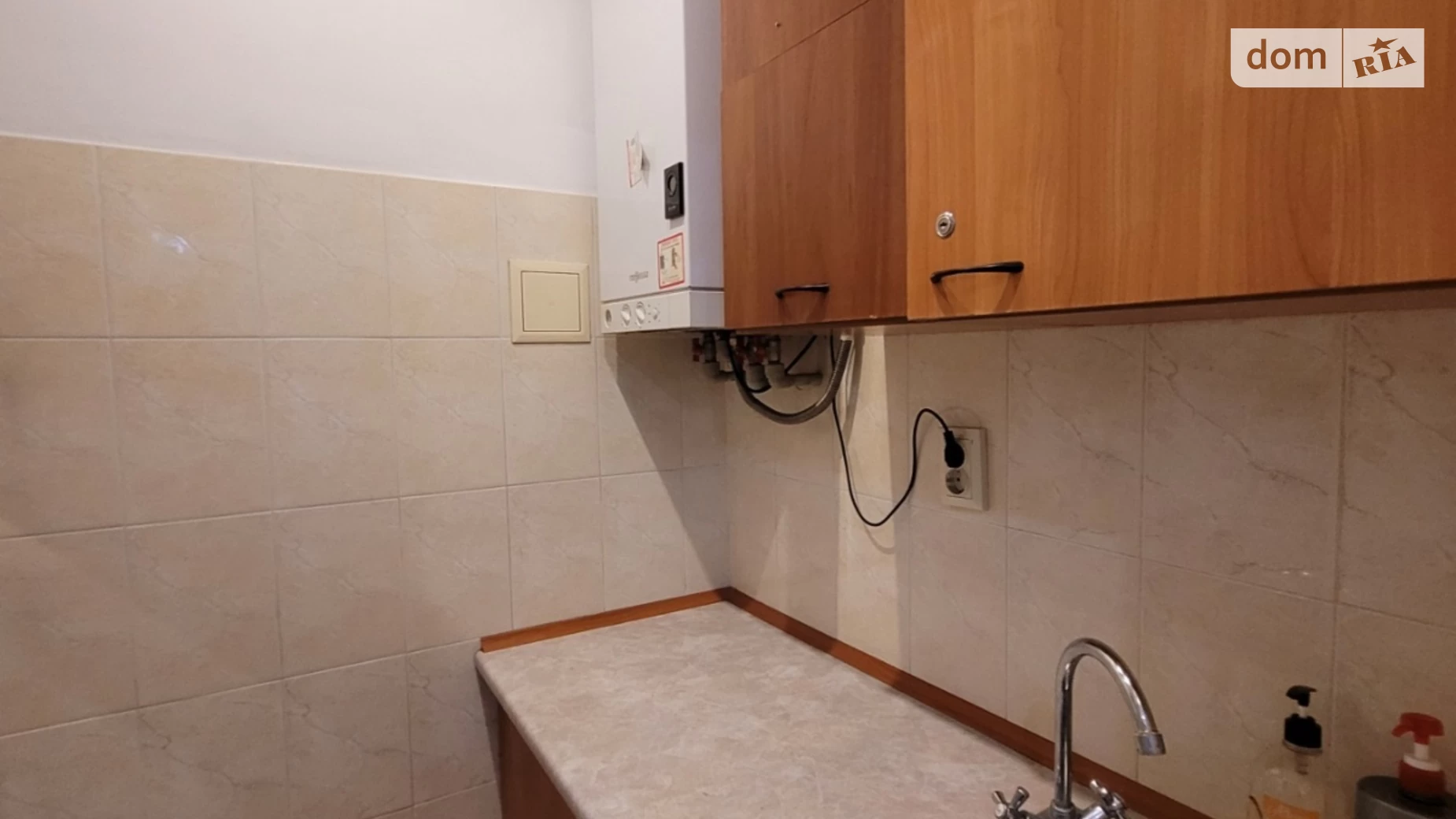 Продается офис 29 кв. м в бизнес-центре, цена: 65000 $ - фото 4