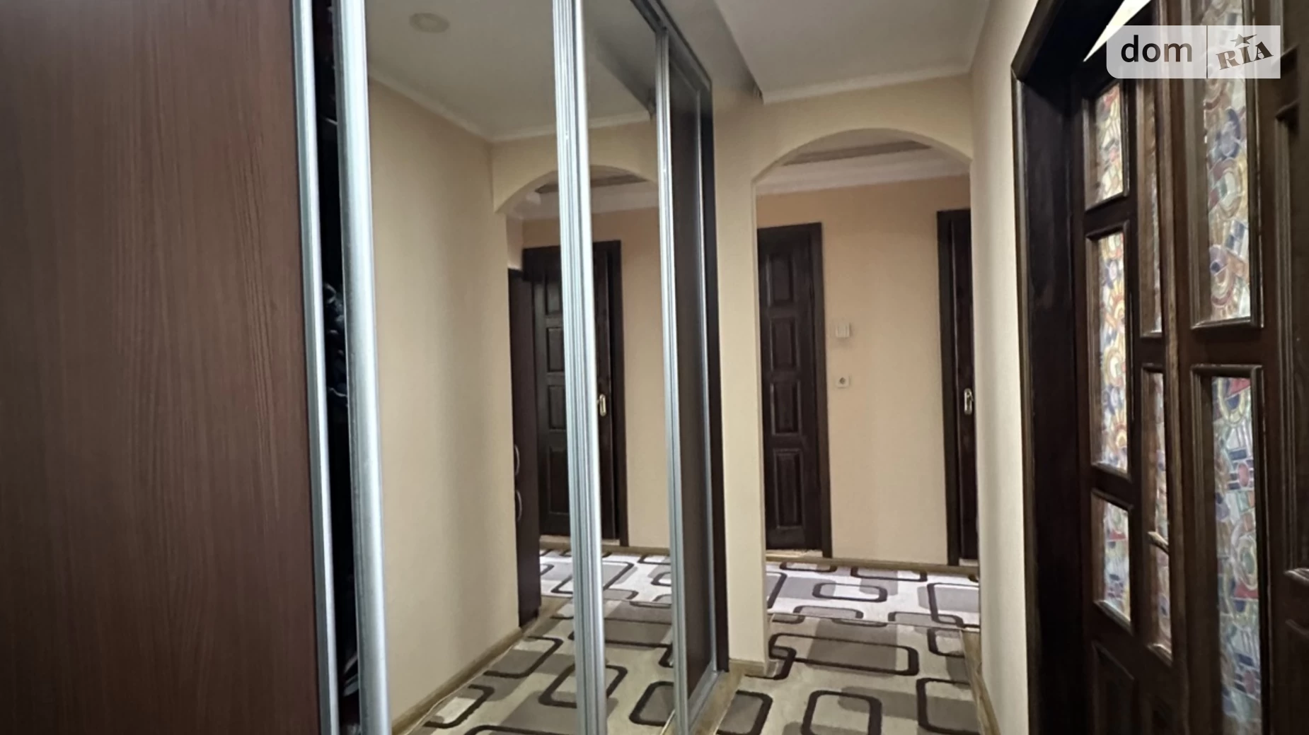 Продается 3-комнатная квартира 67 кв. м в Ровно, ул. Мельника Андрея - фото 3