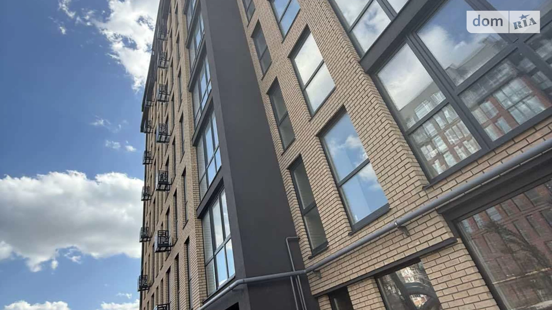 Продается 2-комнатная квартира 72 кв. м в Хмельницком, просп. Мира, 96 - фото 2