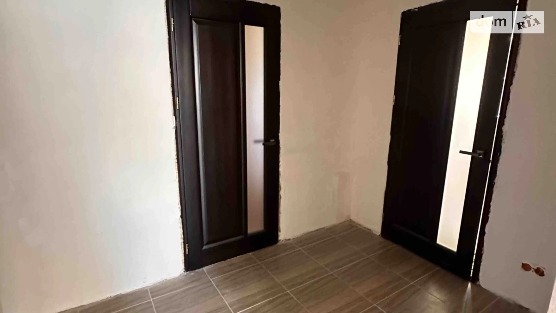 Продається одноповерховий будинок 111.1 кв. м з гаражем, цена: 60000 $ - фото 3