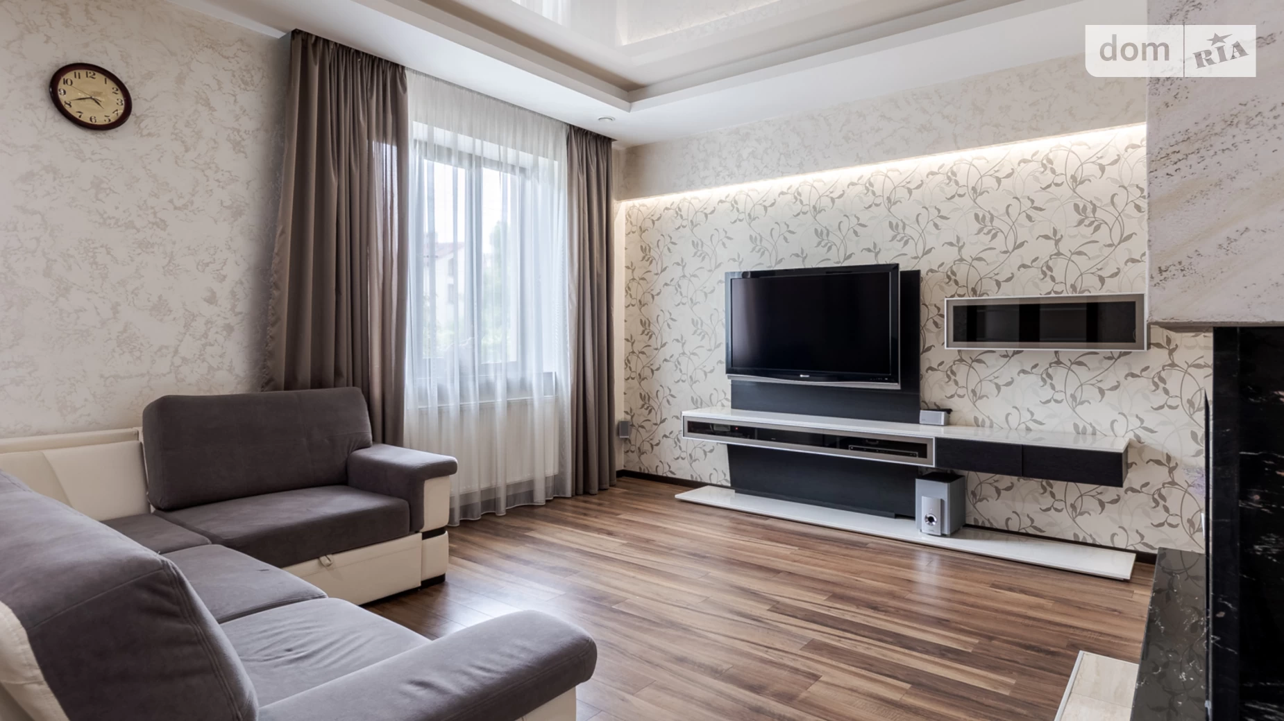 Сдается в аренду дом на 3 этажа 330 кв. м с садом, цена: 1800 € - фото 5