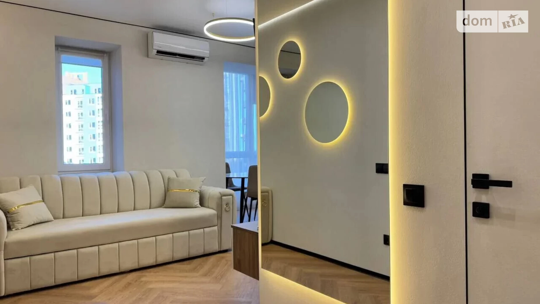 Продается 1-комнатная квартира 41.5 кв. м в Ивано-Франковске, ул. Княгинин, 44 корпус 13 - фото 3