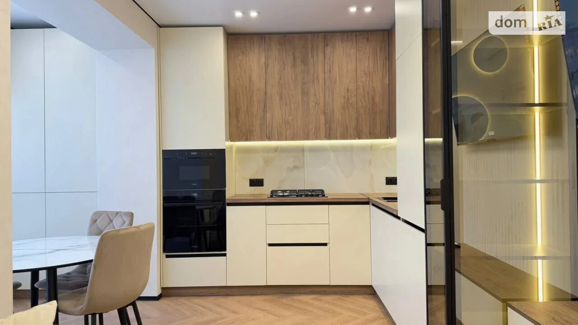 Продается 1-комнатная квартира 41.5 кв. м в Ивано-Франковске, ул. Княгинин, 44 корпус 13 - фото 5