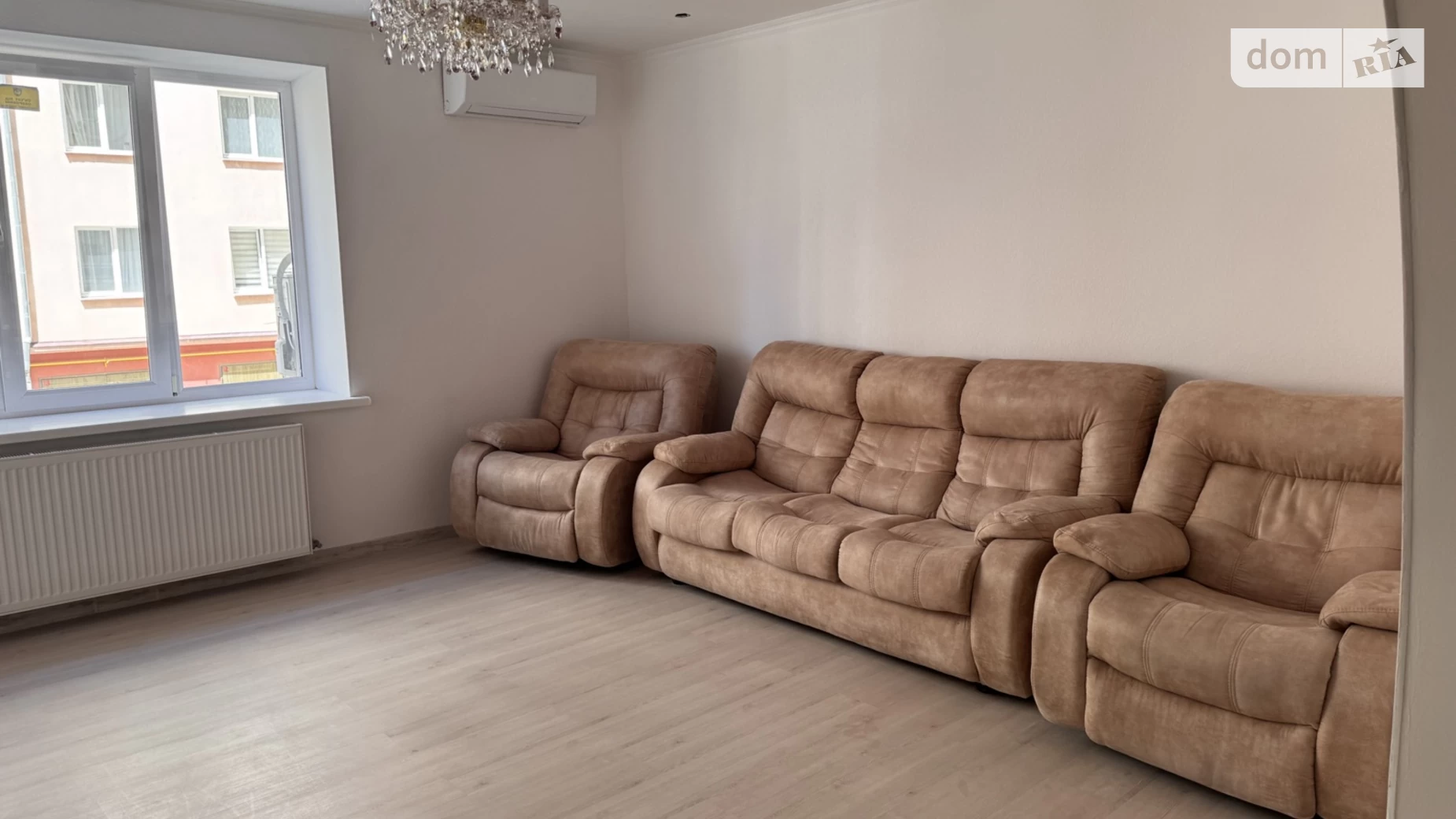Продается 3-комнатная квартира 78 кв. м в Ивано-Франковске, ул. Галицкая - фото 2