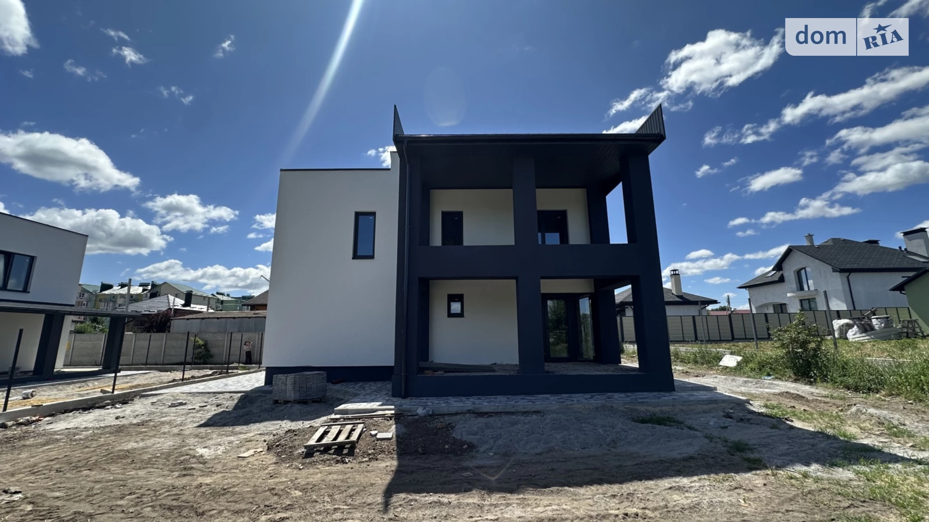 Продается дом на 2 этажа 140 кв. м с участком, цена: 95000 $ - фото 3