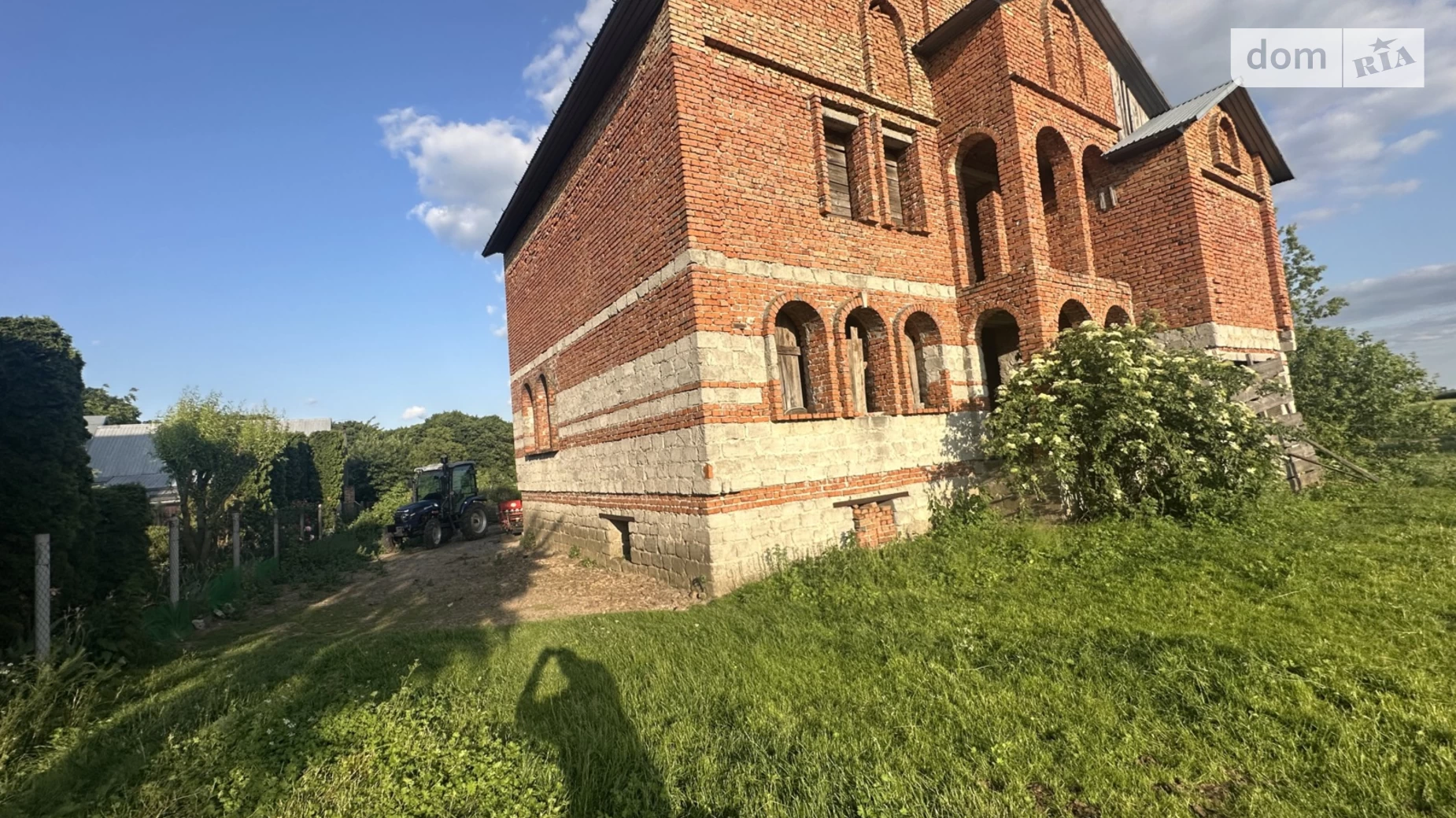 Продается дом на 3 этажа 300 кв. м с мансардой, ул. Б. Хмельницкого - фото 4