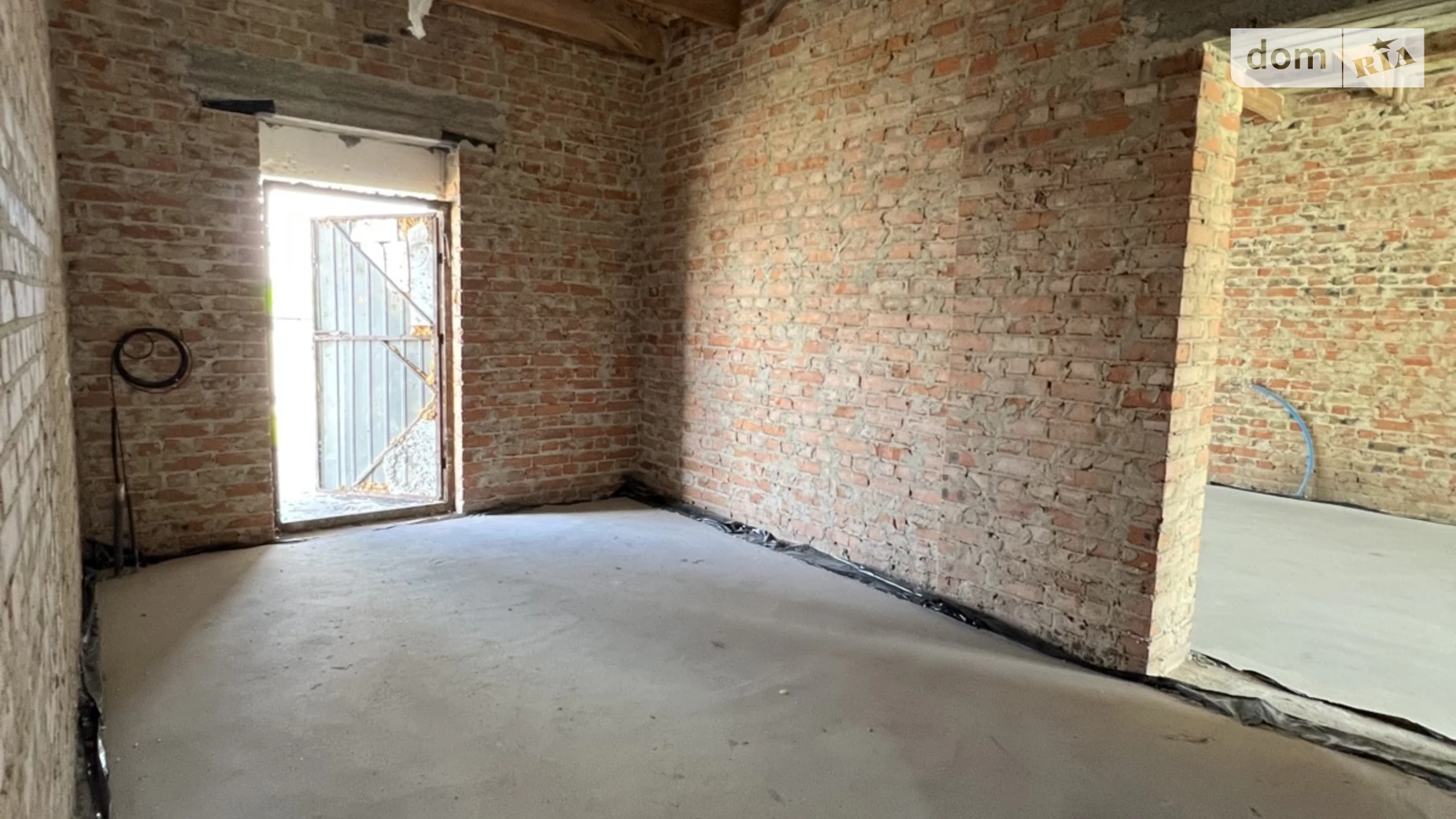 Продается одноэтажный дом 105 кв. м с беседкой, цена: 85000 $ - фото 4