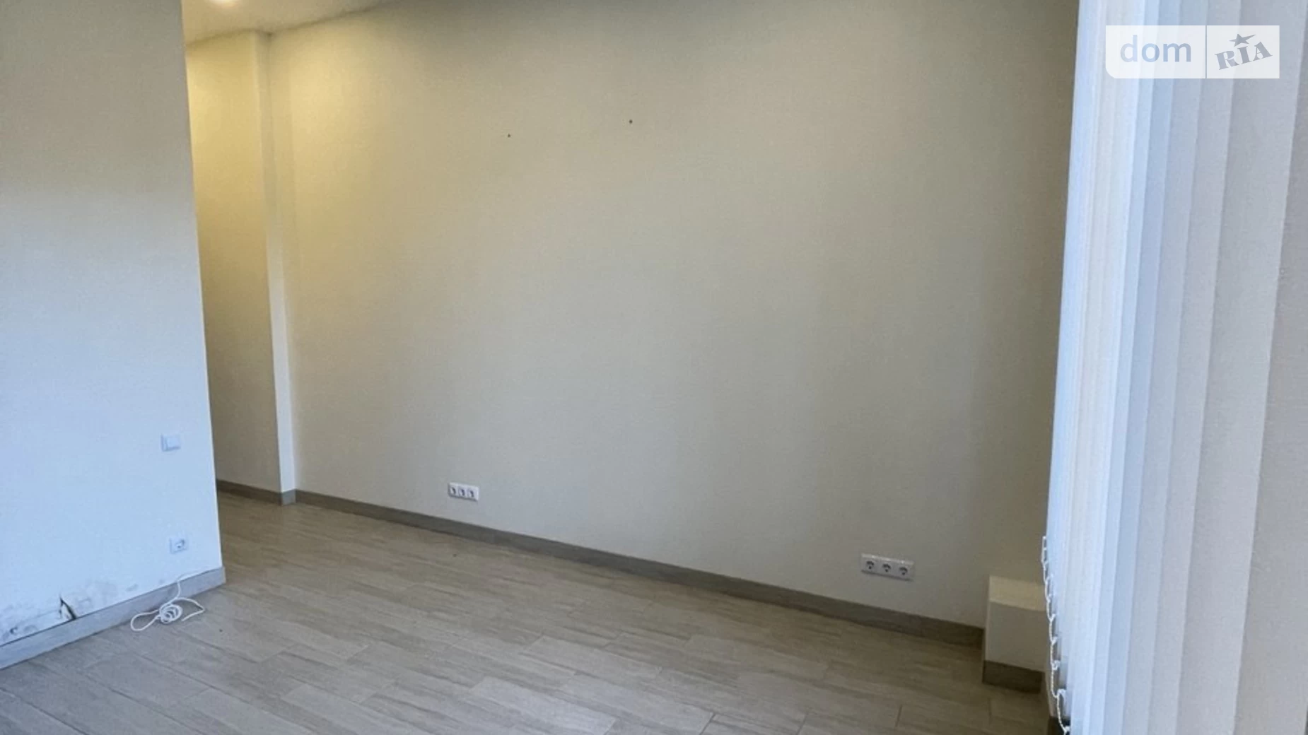 Продається офіс 15 кв. м в бізнес-центрі, цена: 22500 $ - фото 4