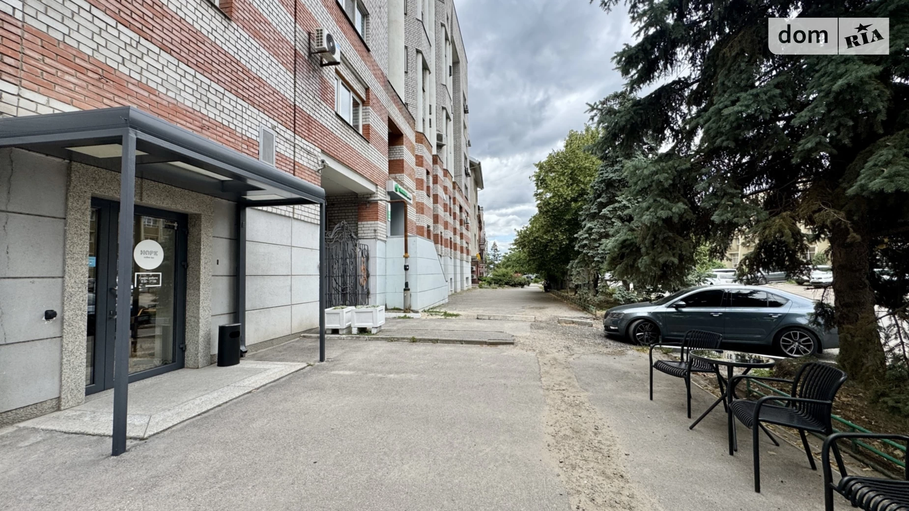 Продается 3-комнатная квартира 117.9 кв. м в Днепре, ул. Литейная, 9 - фото 2