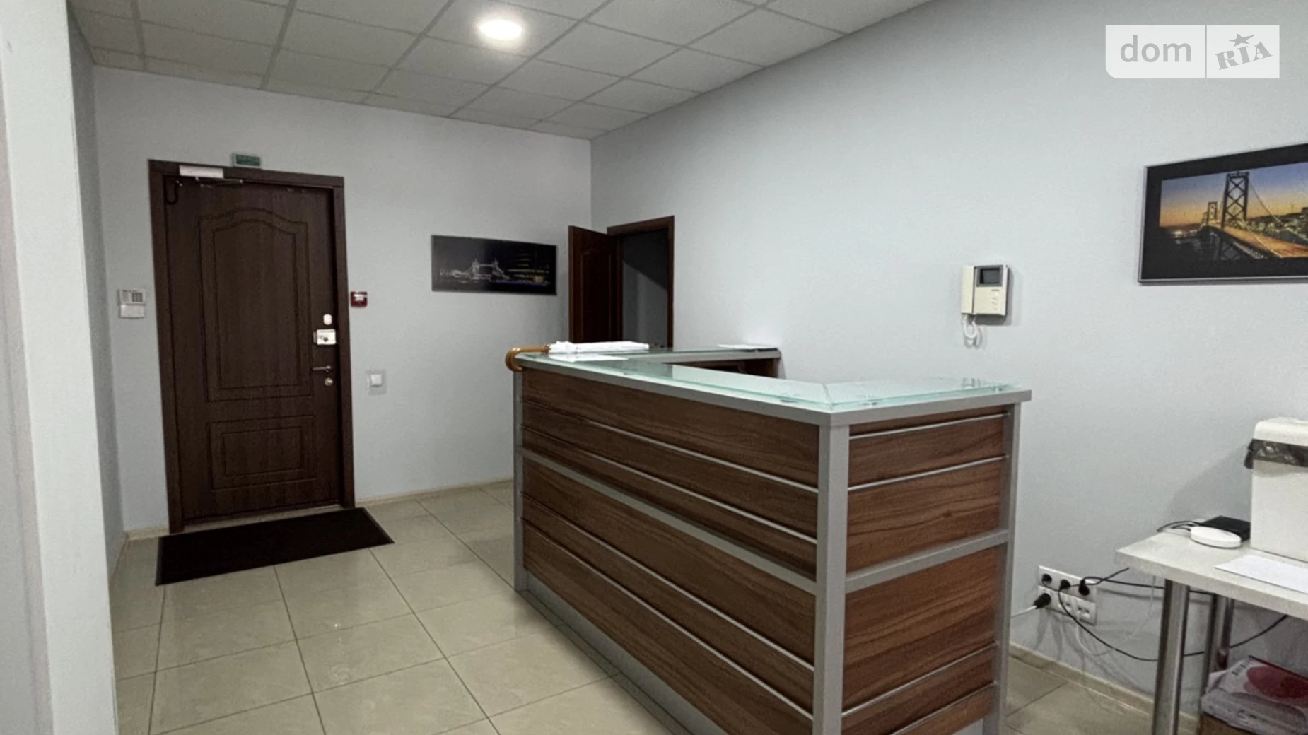 Здається в оренду офіс 177 кв. м в бізнес-центрі, цена: 2400 $ - фото 2