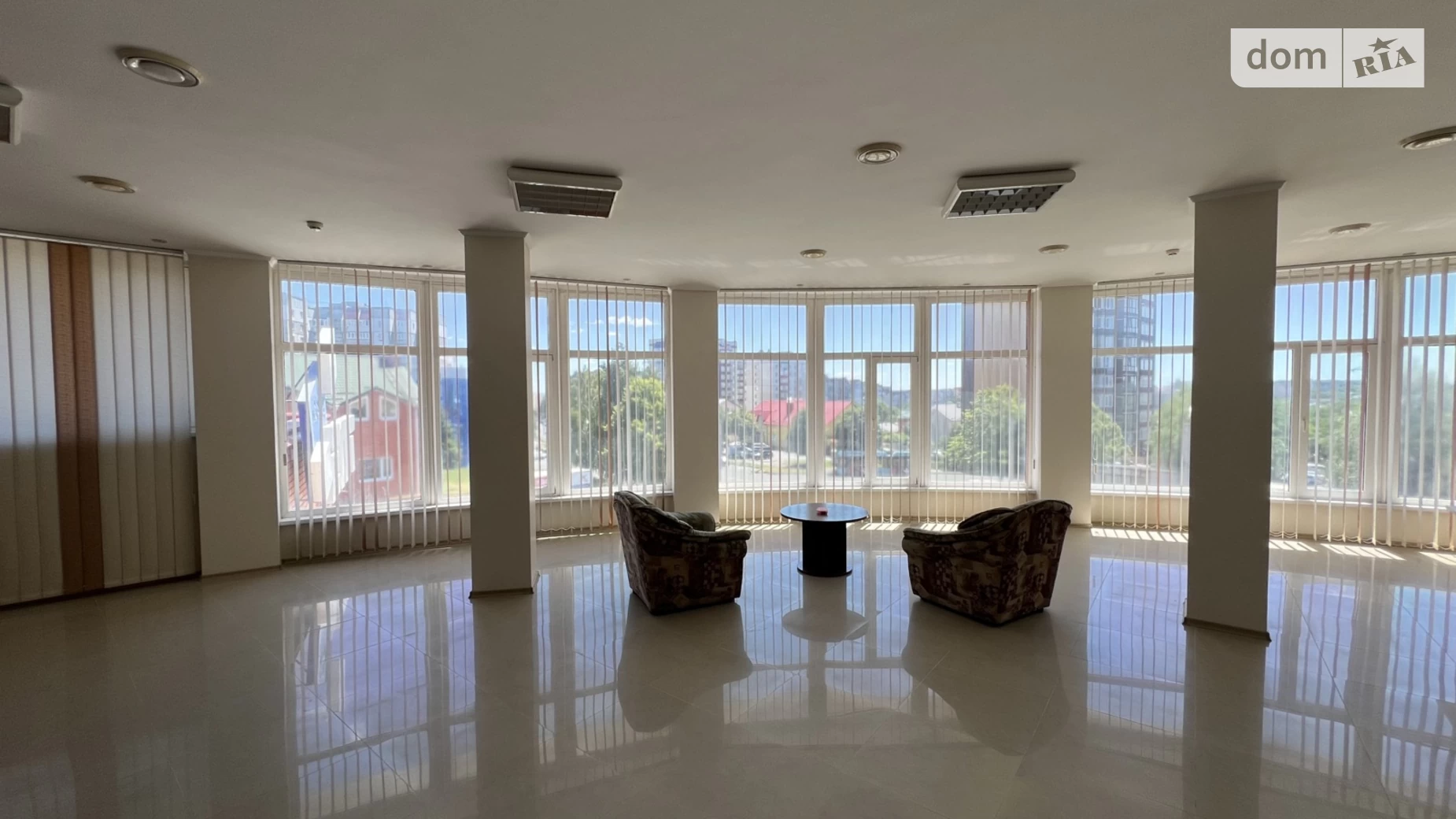 Сдается в аренду офис 73 кв. м в бизнес-центре, цена: 18250 грн - фото 3