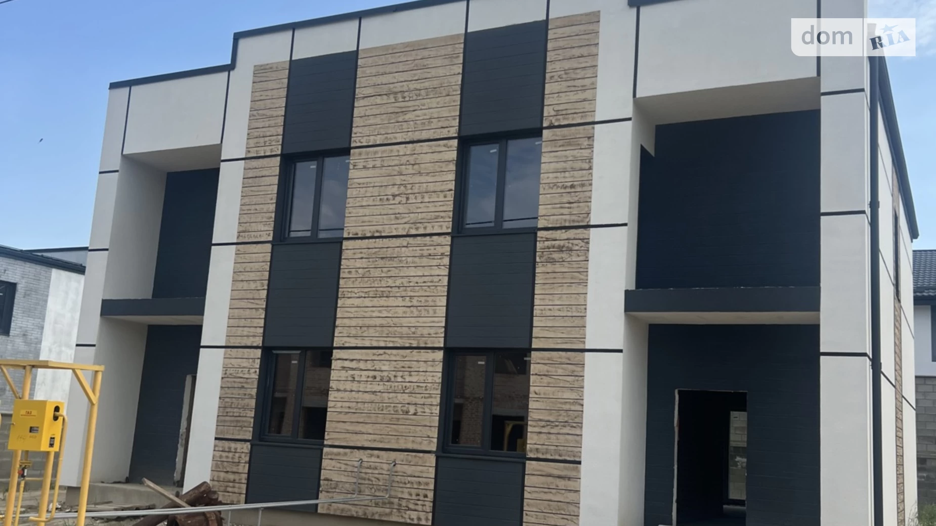 вул. Кулика і Гудачека(Макарова) Авторинок Рівне, цена: 75000 $ - фото 2