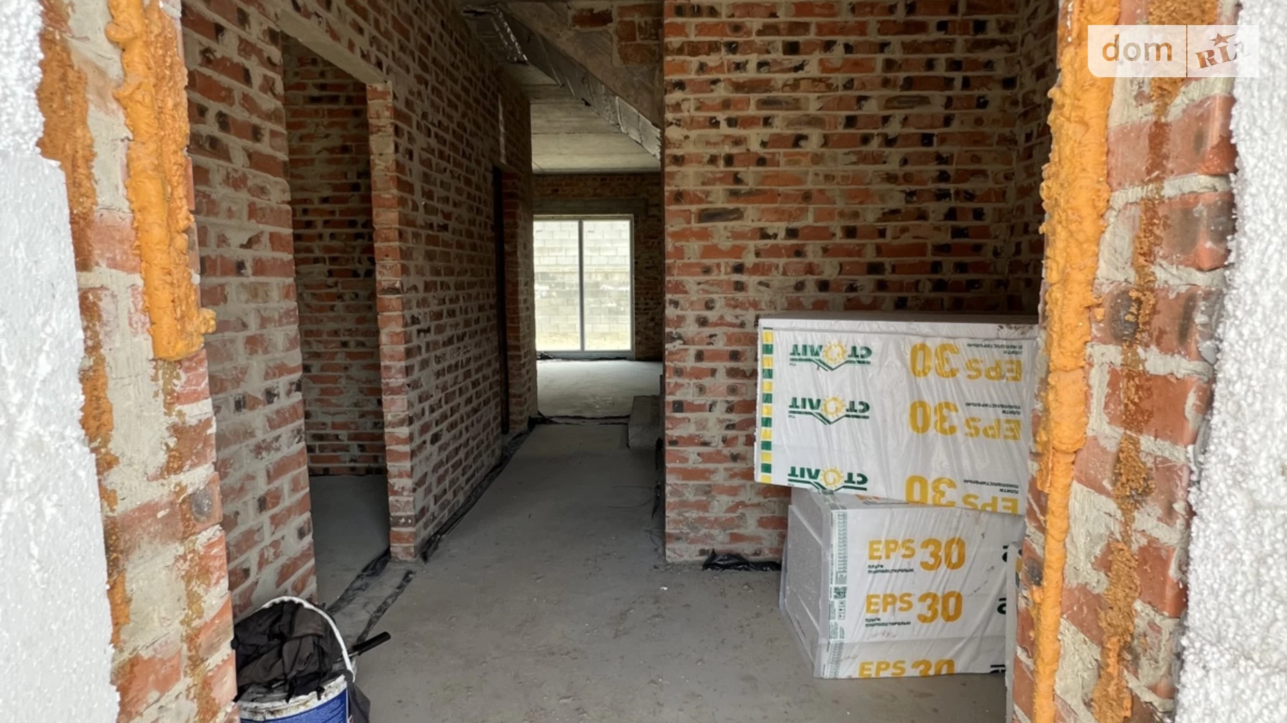 вул. Кулика і Гудачека(Макарова) Авторинок Рівне, цена: 75000 $ - фото 4