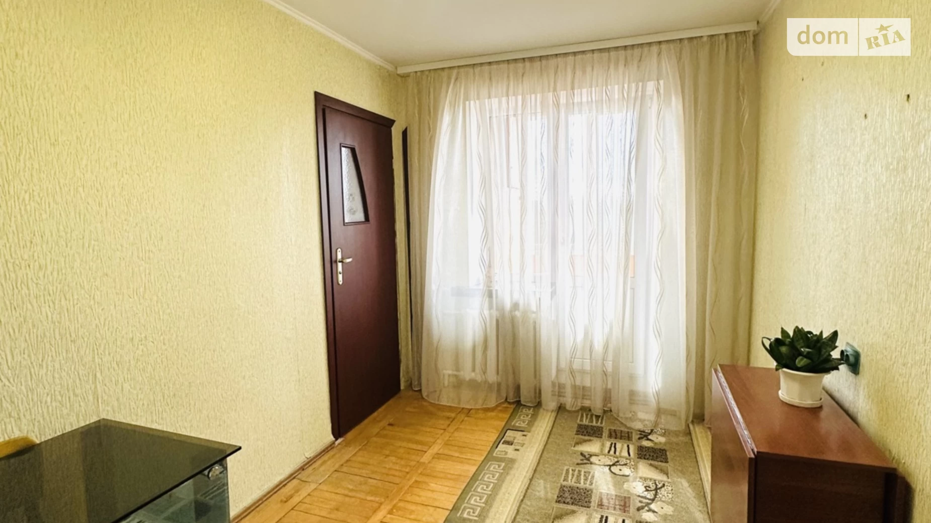 Продается 3-комнатная квартира 73 кв. м в Ровно, ул. Князя Острожского, 4/6 - фото 4