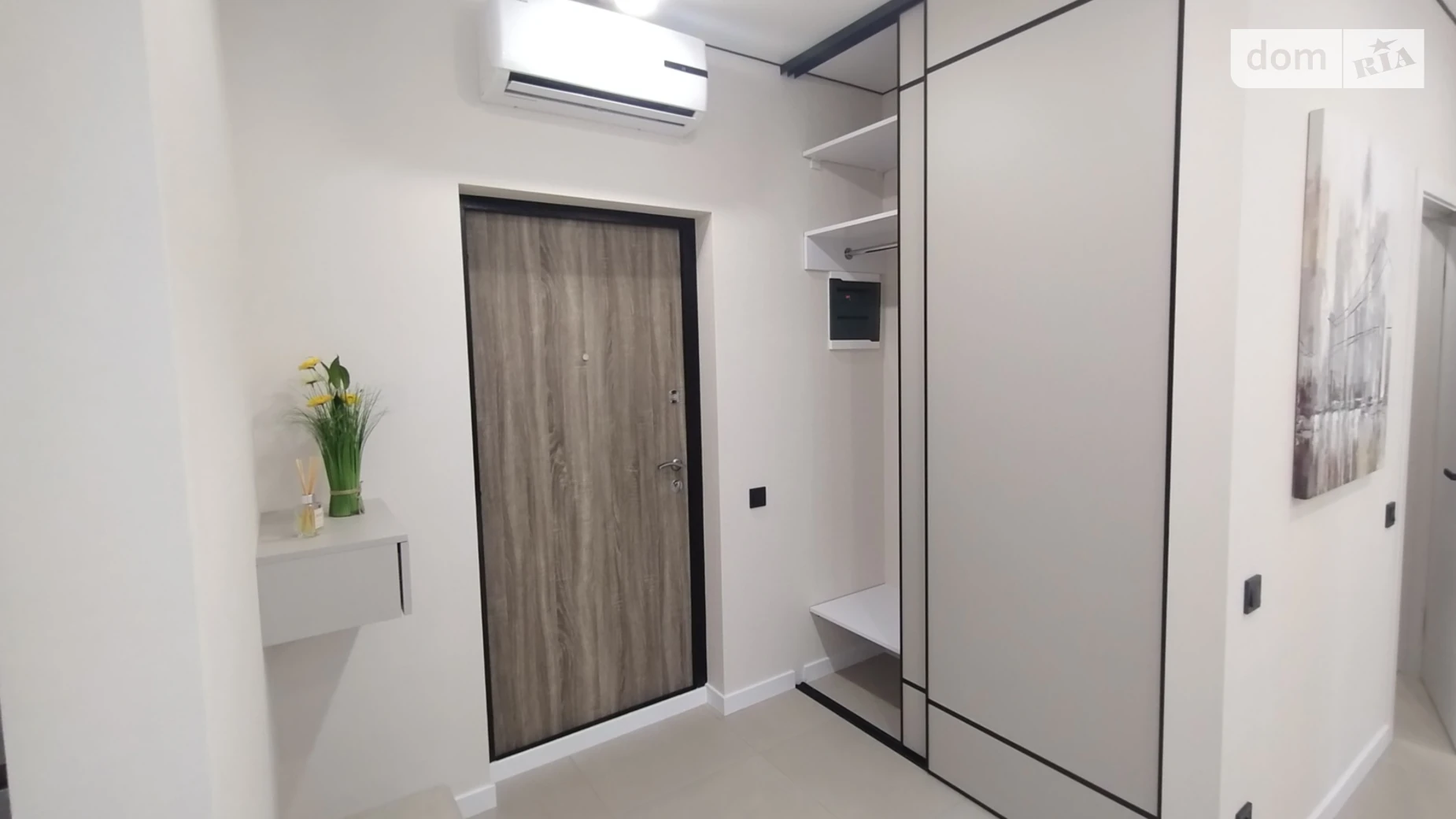 Продается 2-комнатная квартира 69 кв. м в Одессе, ул. Генуэзская, 1/1 - фото 2