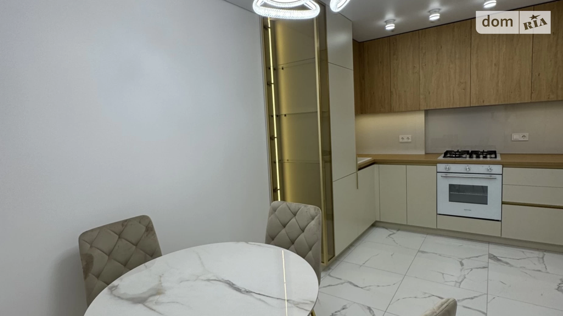 2-кімнатна квартира 55 кв. м у Тернополі, вул. Смакули, 2/3 - фото 2