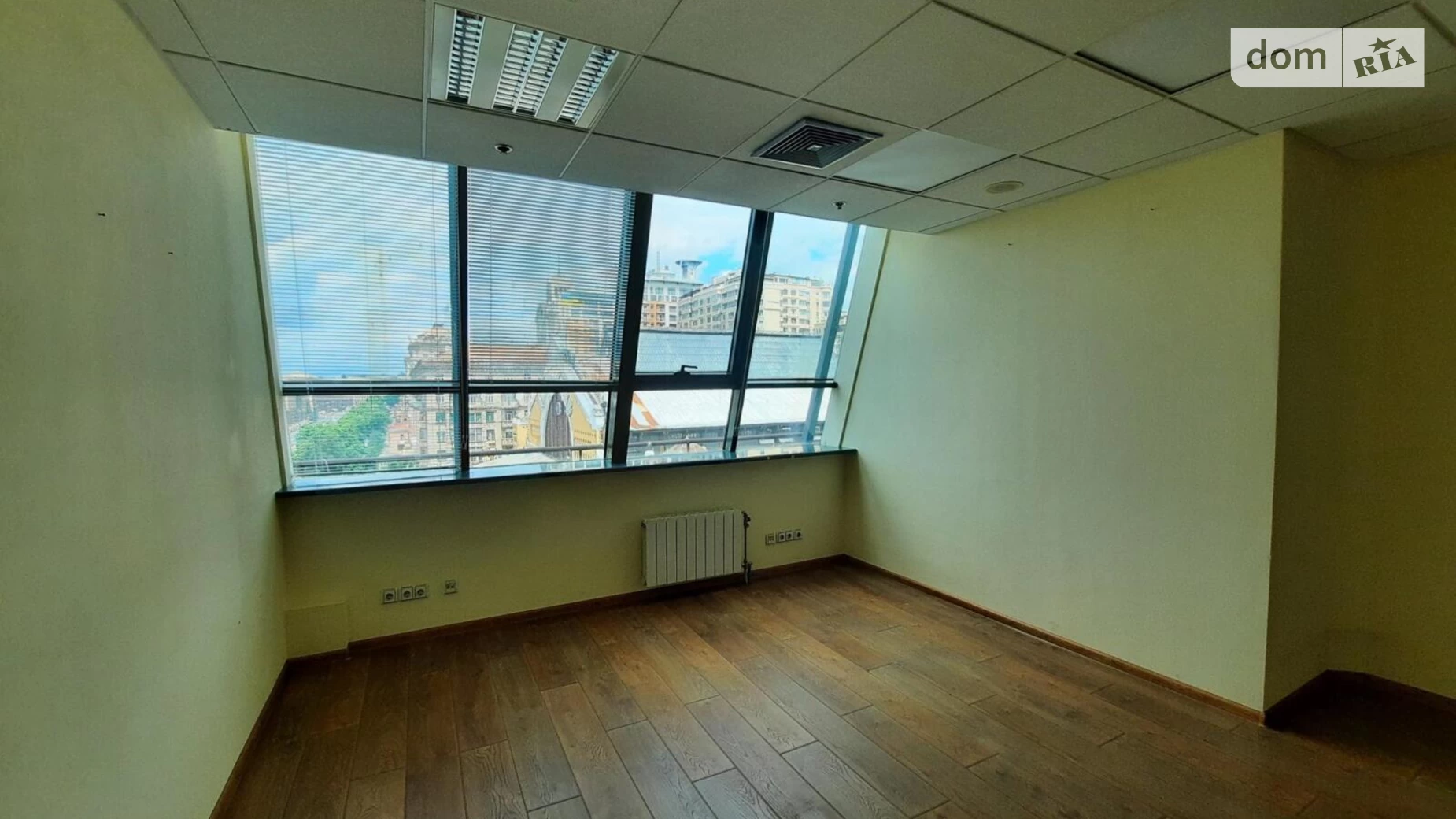 Здається в оренду офіс 191 кв. м в бізнес-центрі, цена: 4775 $ - фото 4