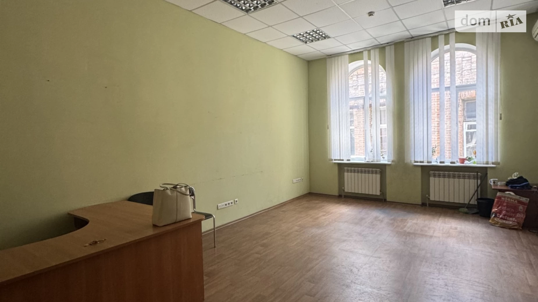 Сдается в аренду офис 40 кв. м в бизнес-центре, цена: 8500 грн - фото 3