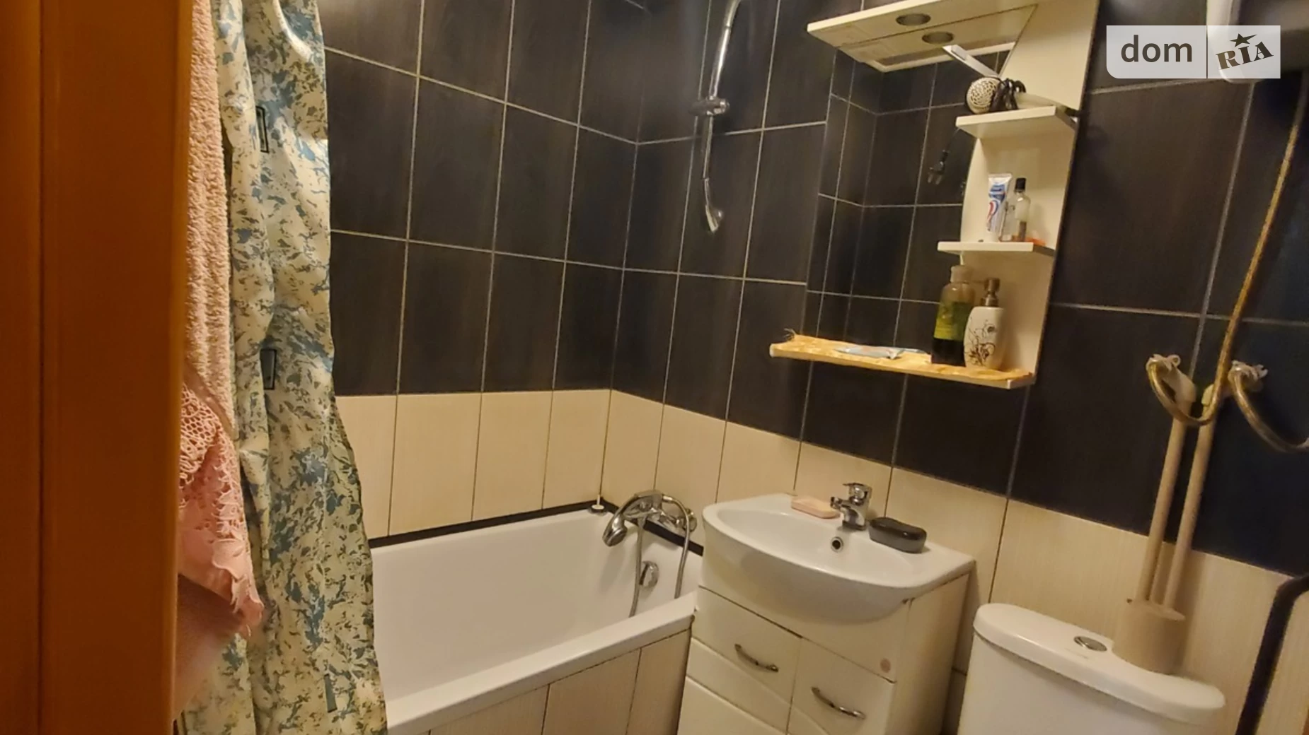 Продается 2-комнатная квартира 42 кв. м в Харькове, ул. Алексея Деревянко, 6 - фото 2