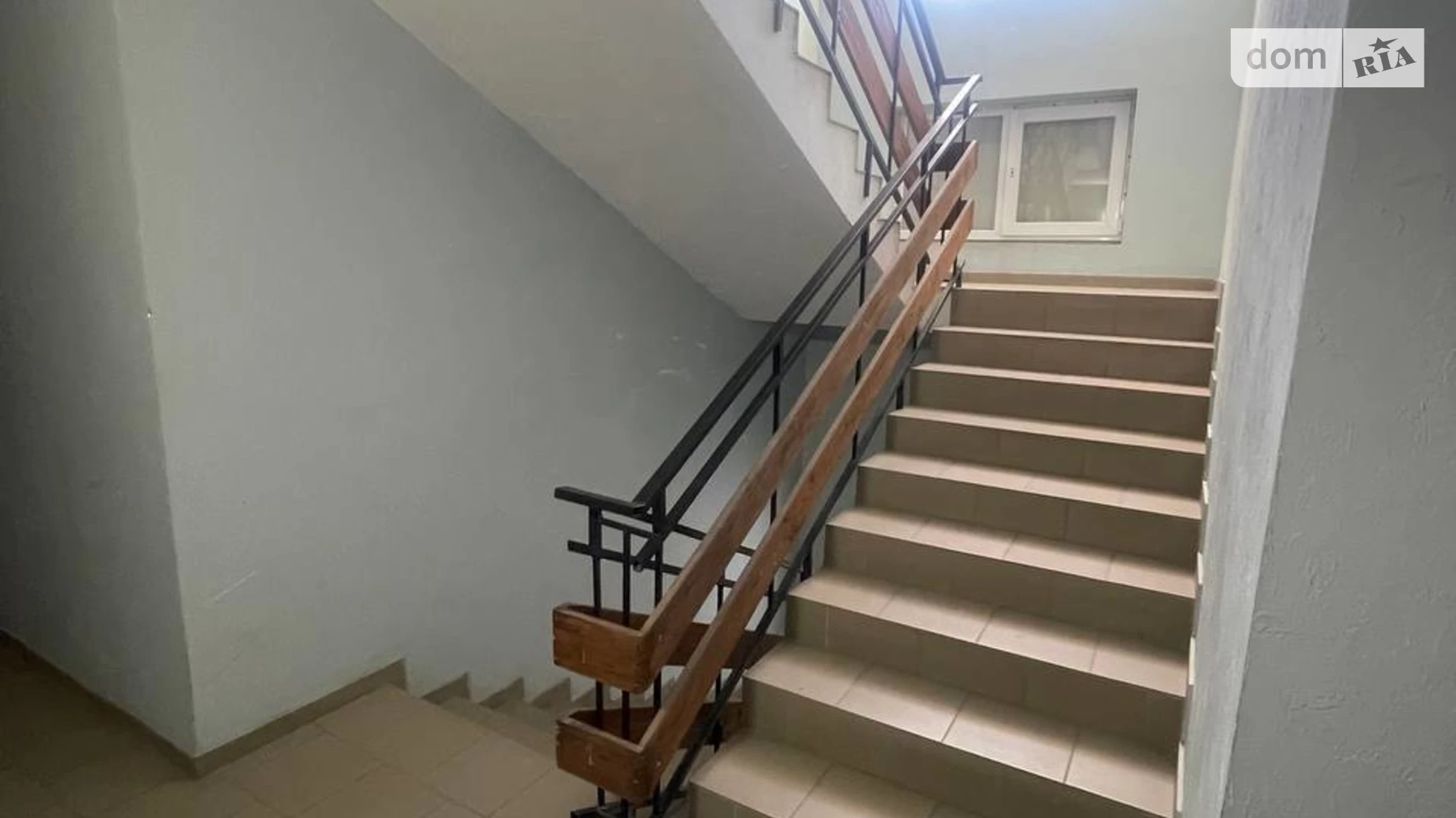 Продается 2-комнатная квартира 62.9 кв. м в Черновцах, просп. Независимости, 116А - фото 4