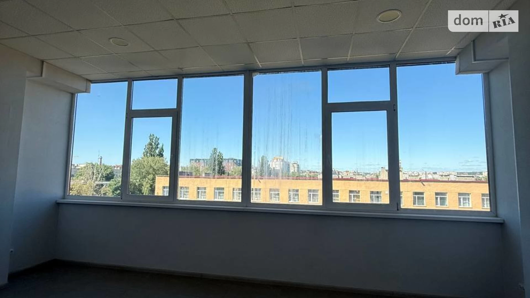 Продается офис 29.2 кв. м в бизнес-центре, цена: 21500 $ - фото 4