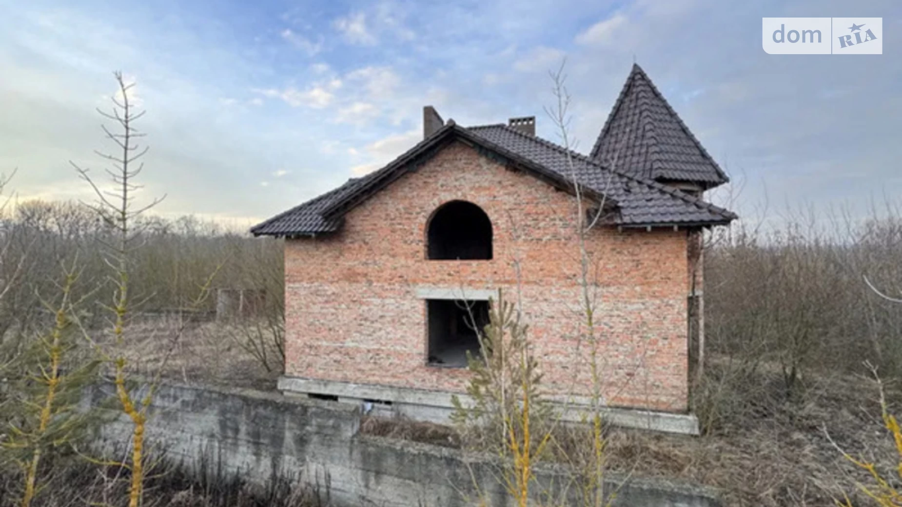 Продается дом на 3 этажа 380 кв. м с баней/сауной, цена: 93000 $ - фото 3