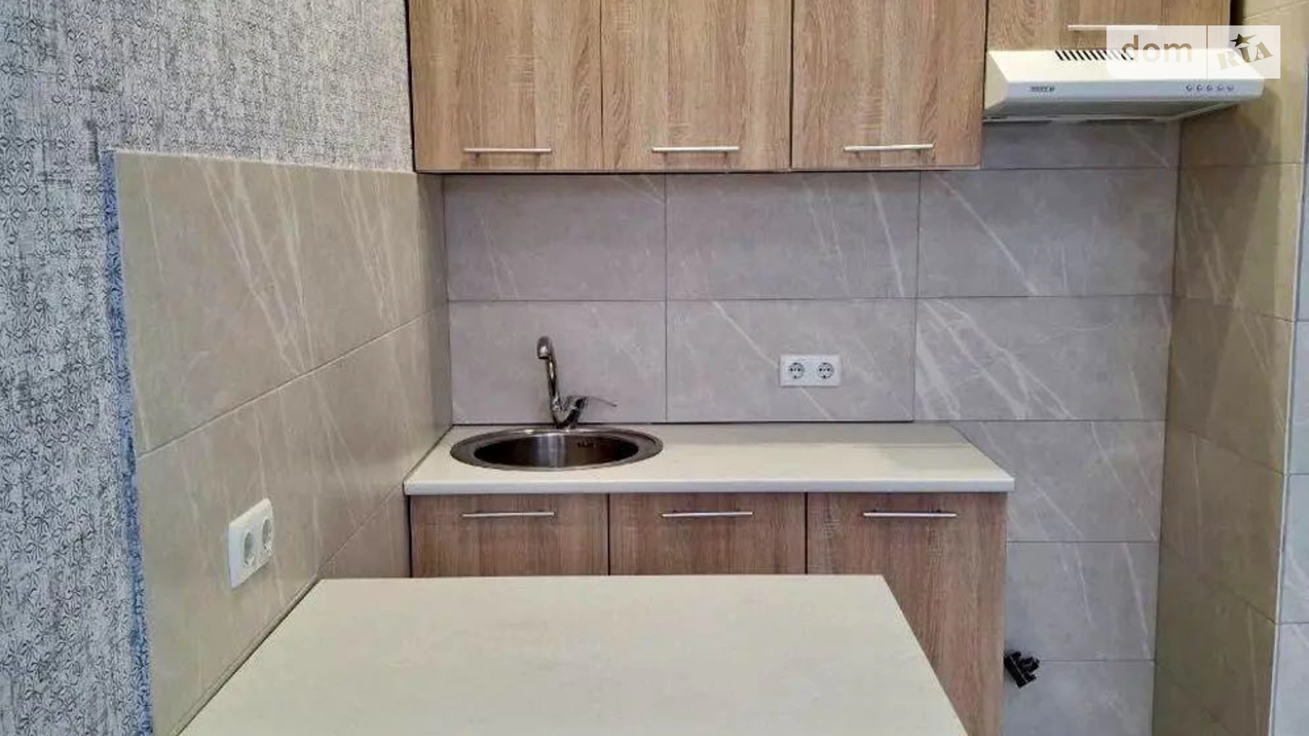 Продається 1-кімнатна квартира 31 кв. м у Києві, Харківське шосе - фото 2