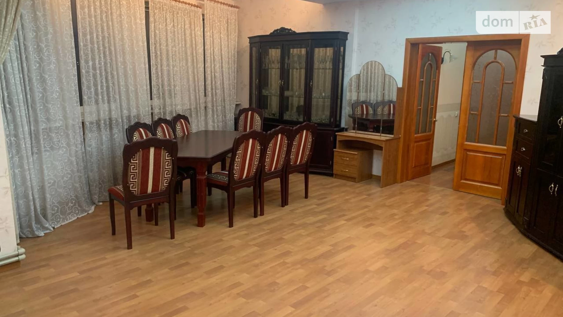 Сдается в аренду 4-комнатная квартира 144.8 кв. м в Днепре, ул. Европейская - фото 3