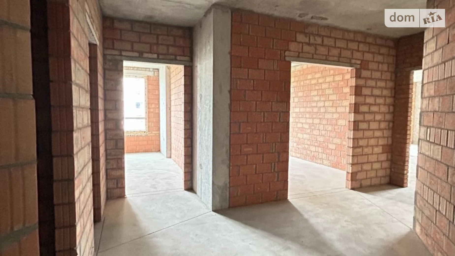 Продается 3-комнатная квартира 90.5 кв. м в Киеве, ул. Живописная, 3 - фото 2