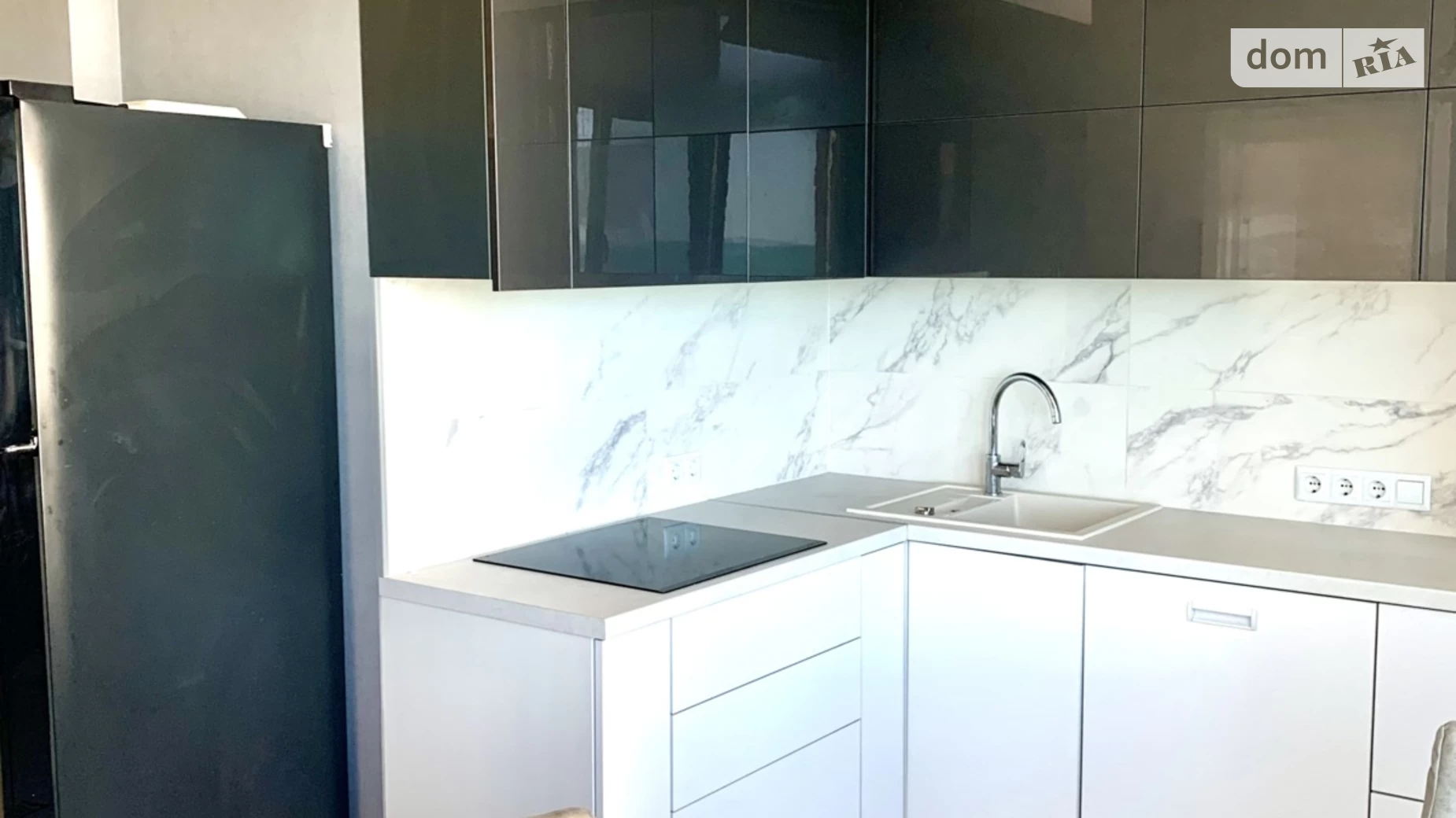 Сдается в аренду 1-комнатная квартира 49 кв. м в, цена: 500 $ - фото 4