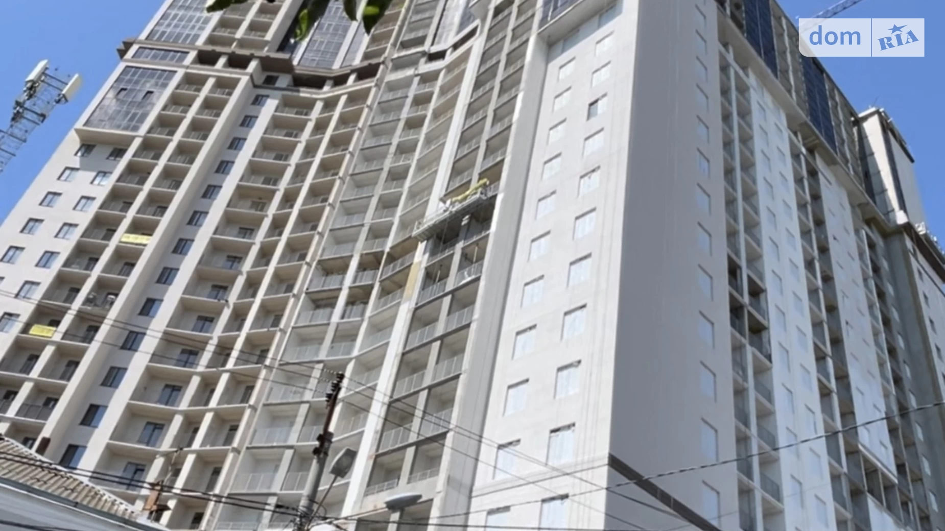 Продается 1-комнатная квартира 54 кв. м в Одессе, ул. Дача Ковалевского, 5 - фото 2