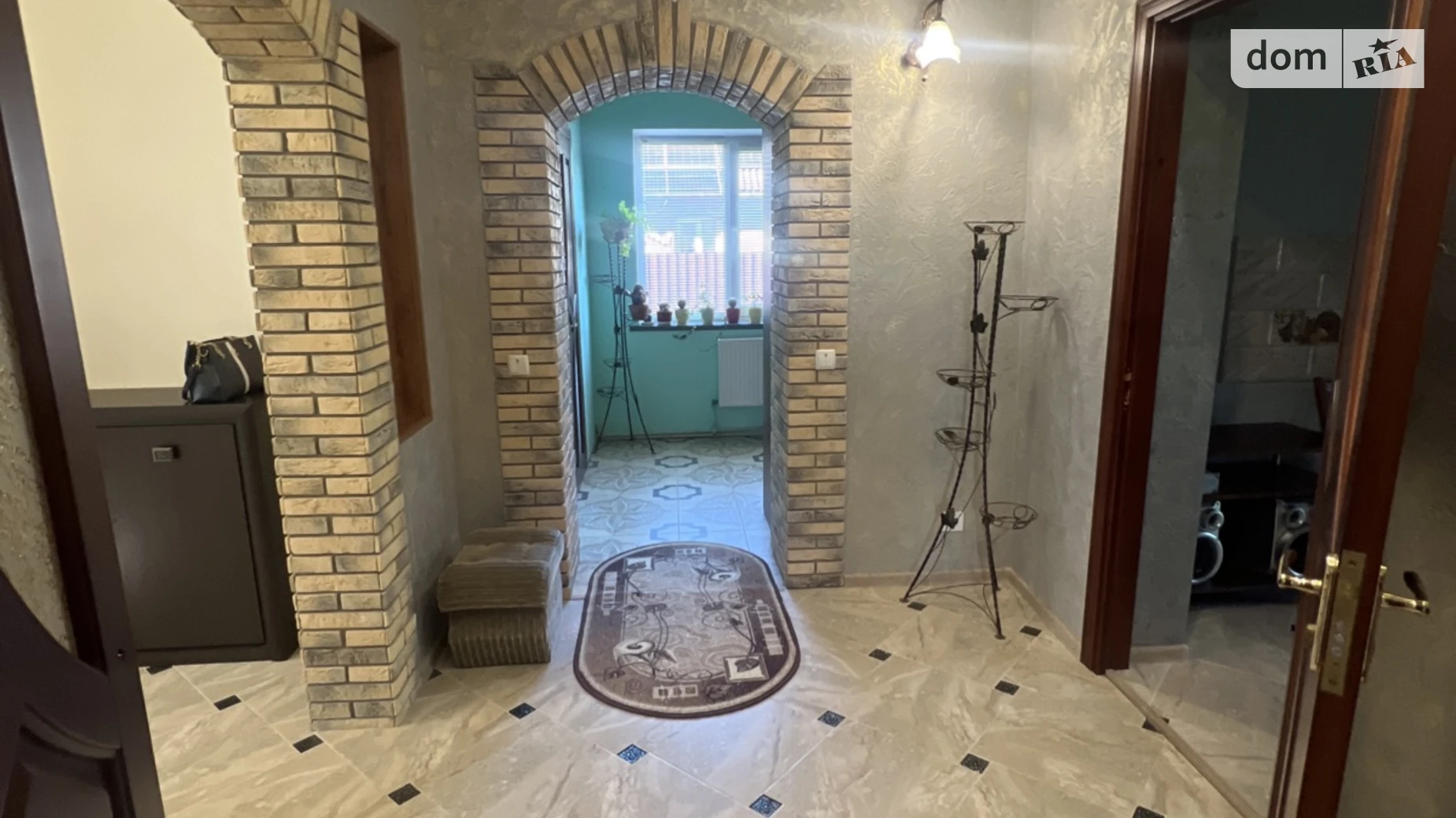 Продается дом на 2 этажа 180 кв. м с гаражом, цена: 75000 $ - фото 5