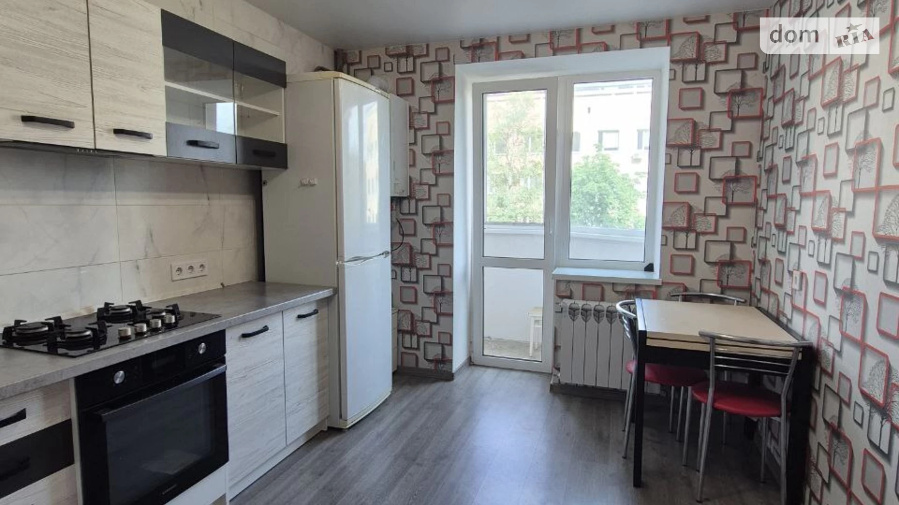 Продается 1-комнатная квартира 40 кв. м в Полтаве, ул. Бедного Александра - фото 2
