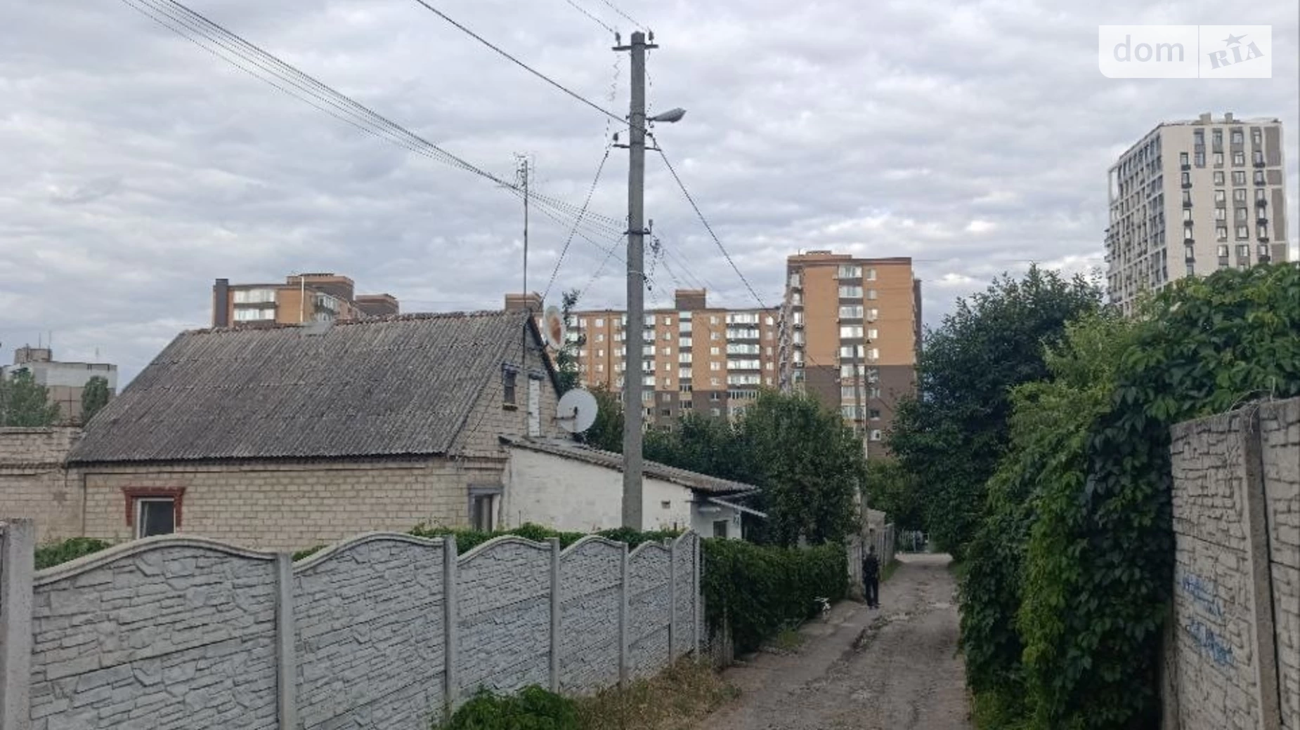 Продается одноэтажный дом 75.9 кв. м с балконом, цена: 43999 $ - фото 3