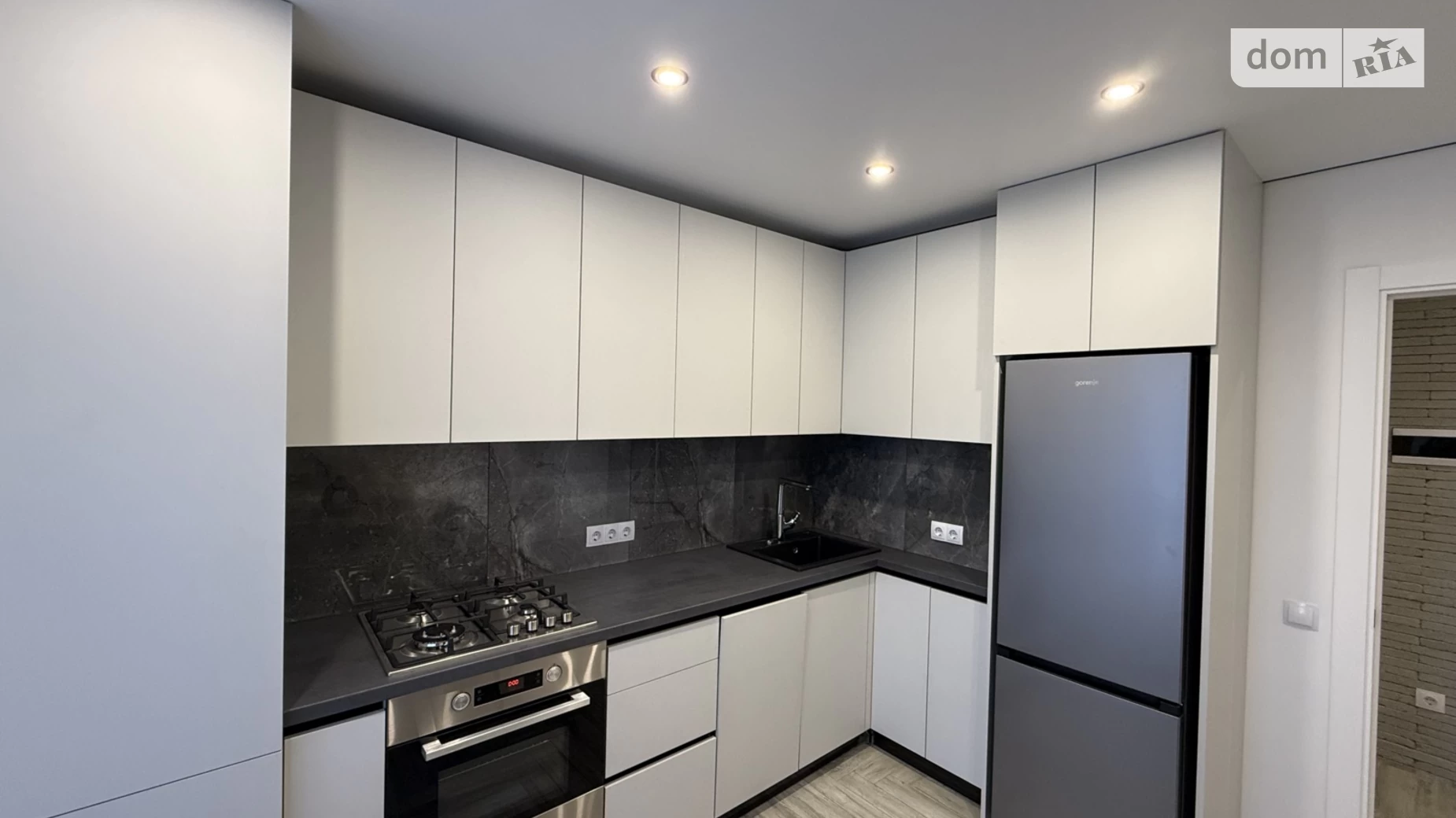 2-комнатная квартира 76.5 кв. м в Тернополе, цена: 93000 $ - фото 3