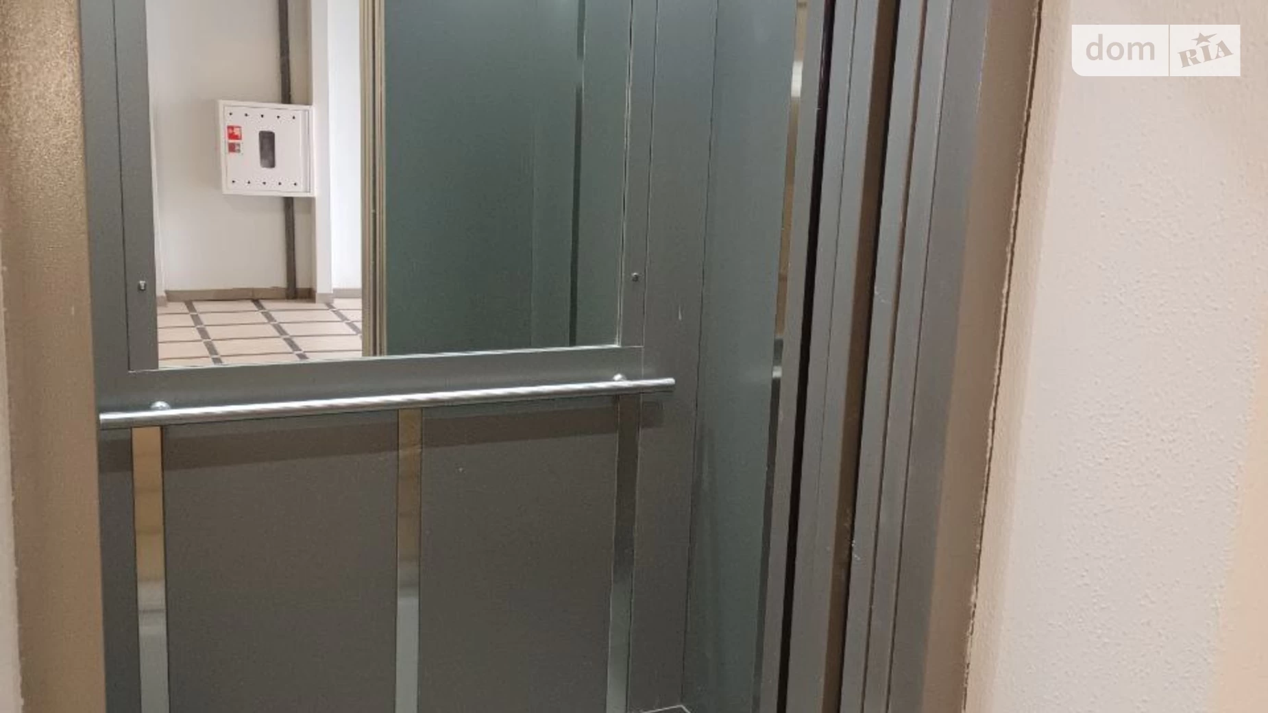 Здається в оренду офіс 4.5 кв. м в бізнес-центрі, цена: 1700 грн - фото 3