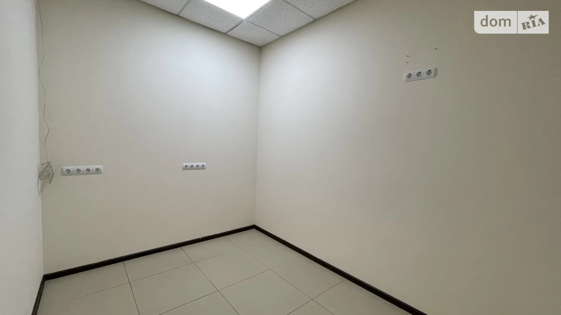 Сдается в аренду офис 34 кв. м в бизнес-центре, цена: 12000 грн - фото 5
